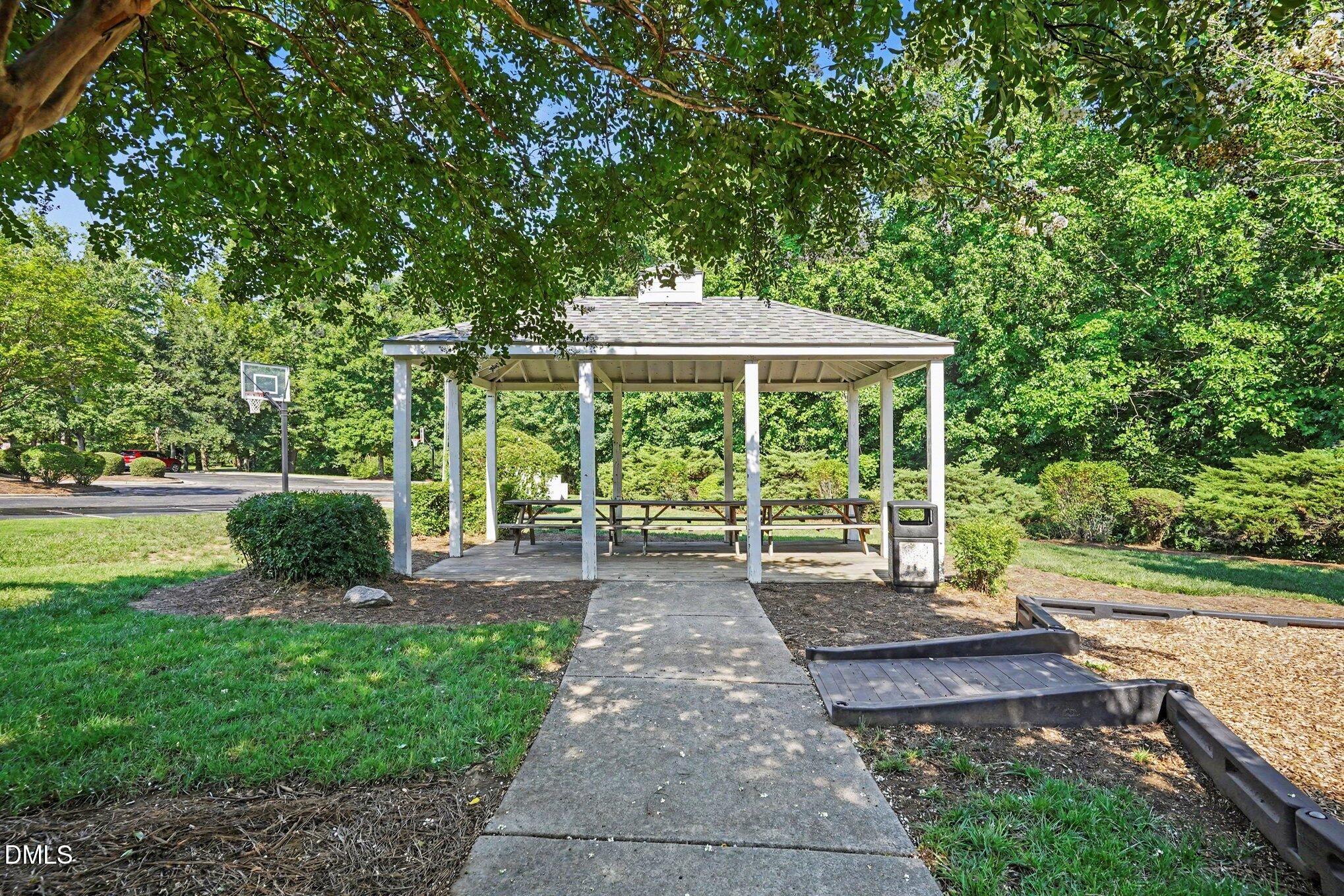 2017 Battlewood Road Property Photo 17