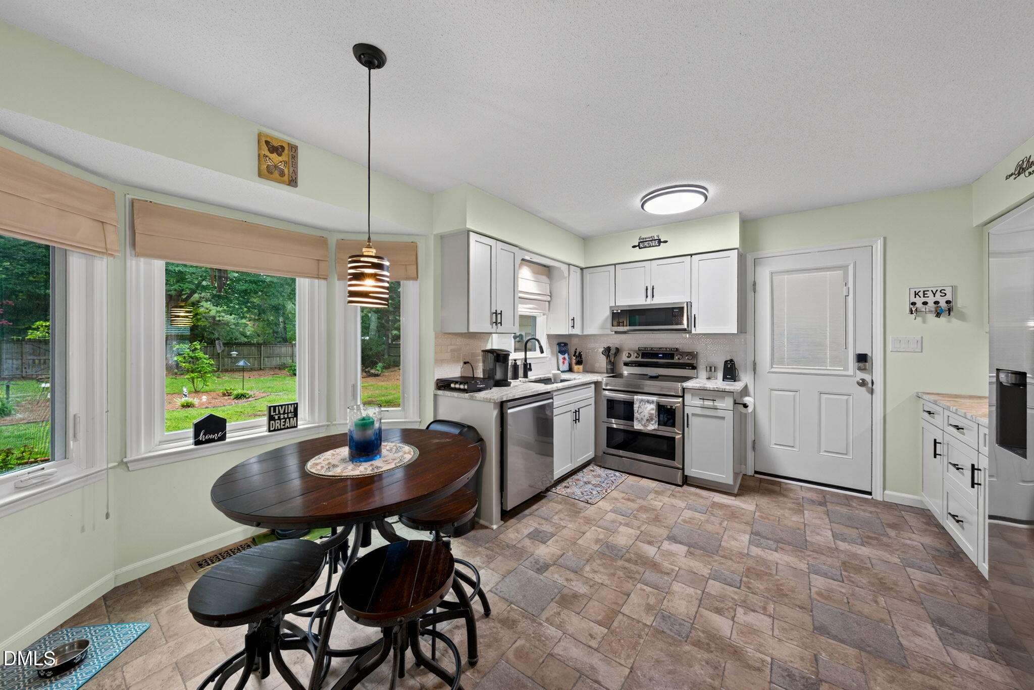4809 Frankie Road Property Photo 10