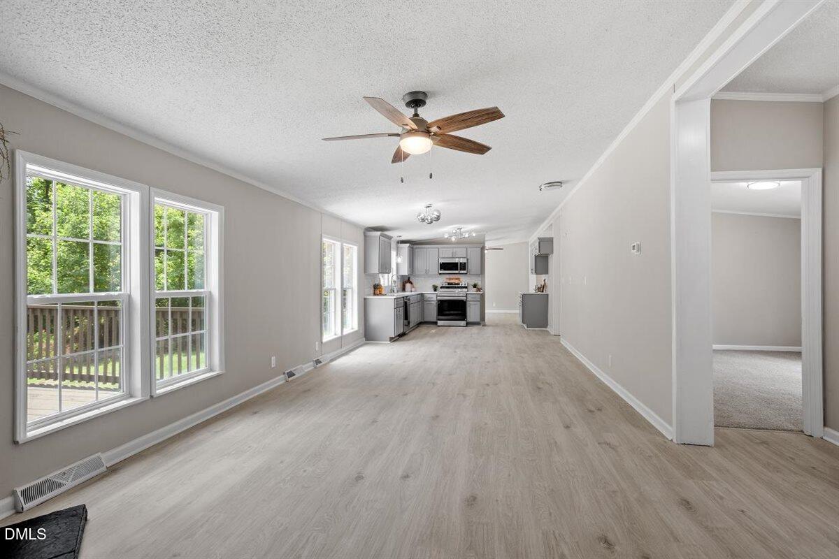 2031 Bakers Chapel Road Property Photo 7