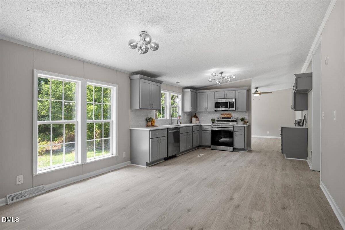 2031 Bakers Chapel Road Property Photo 8