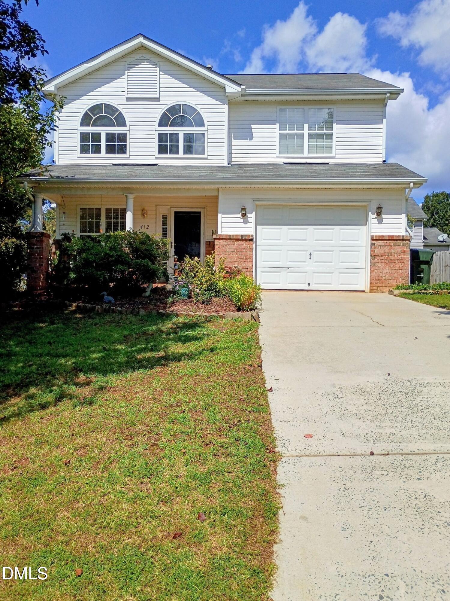 412 Sunland Drive Drive Property Photo 1