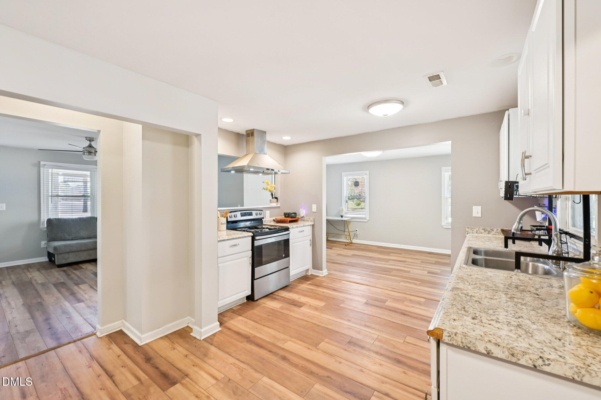 712 Fairground Road Property Photo 9