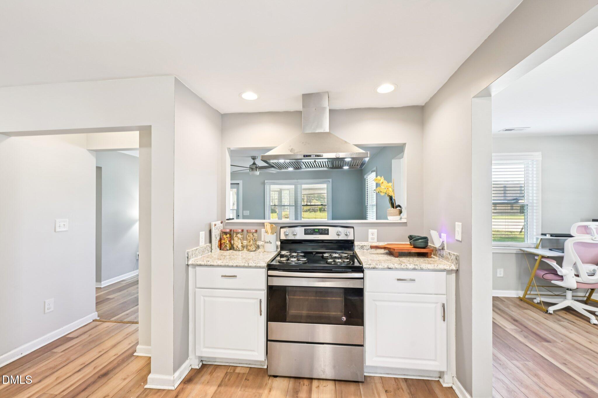 712 Fairground Road Property Photo 10