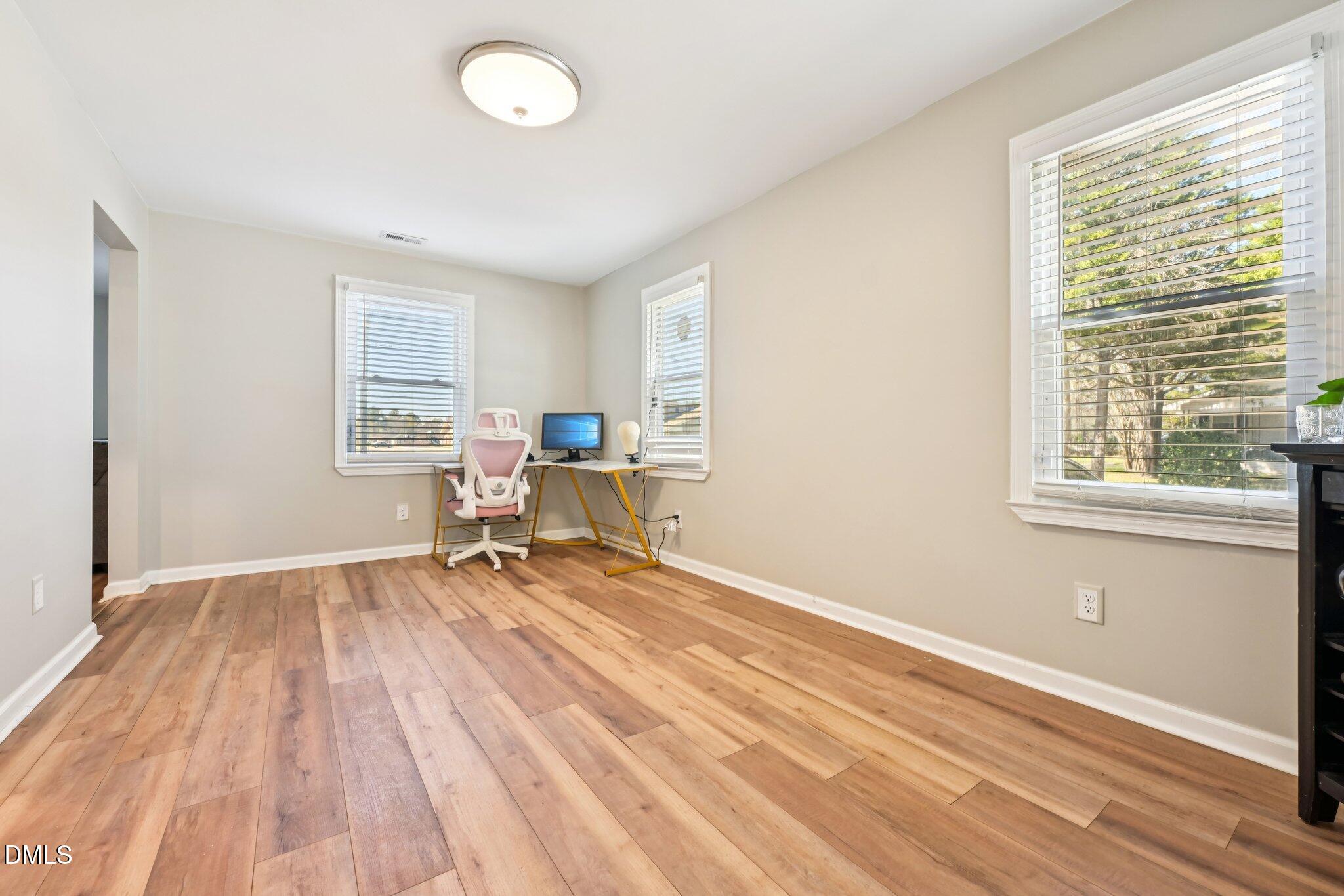 712 Fairground Road Property Photo 11