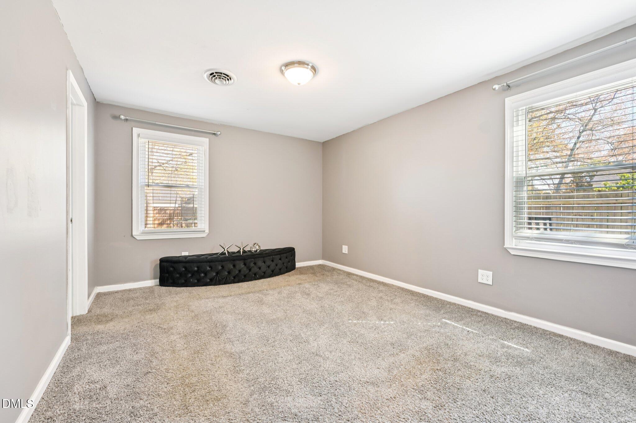 712 Fairground Road Property Photo 12