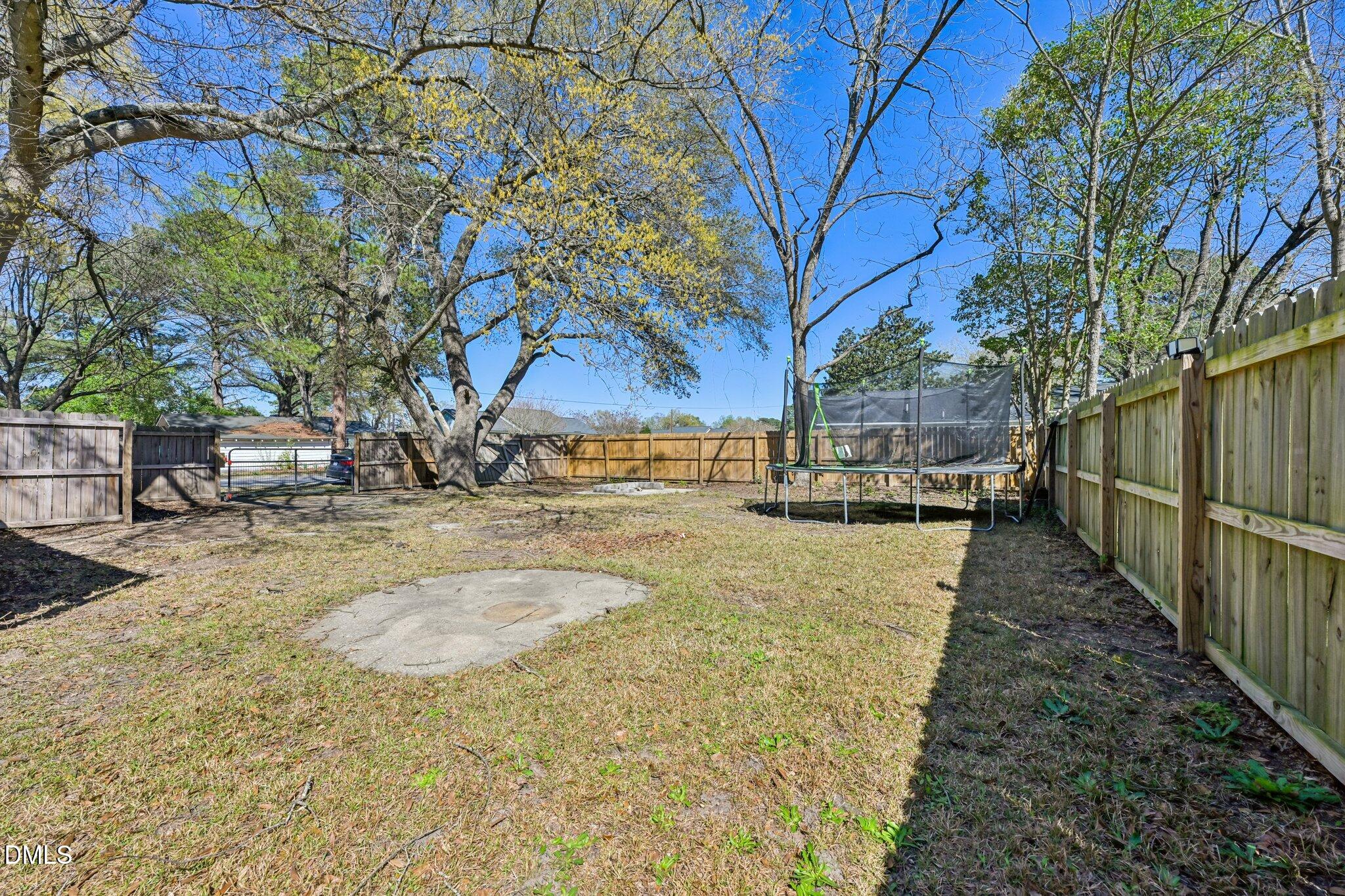 712 Fairground Road Property Photo 24
