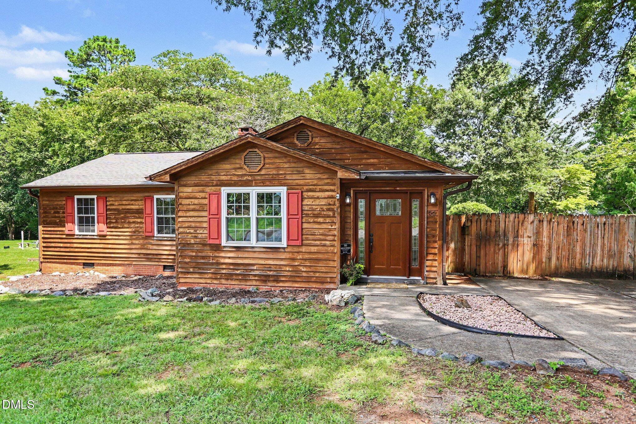 56 W Cornwallis Street Property Photo 1
