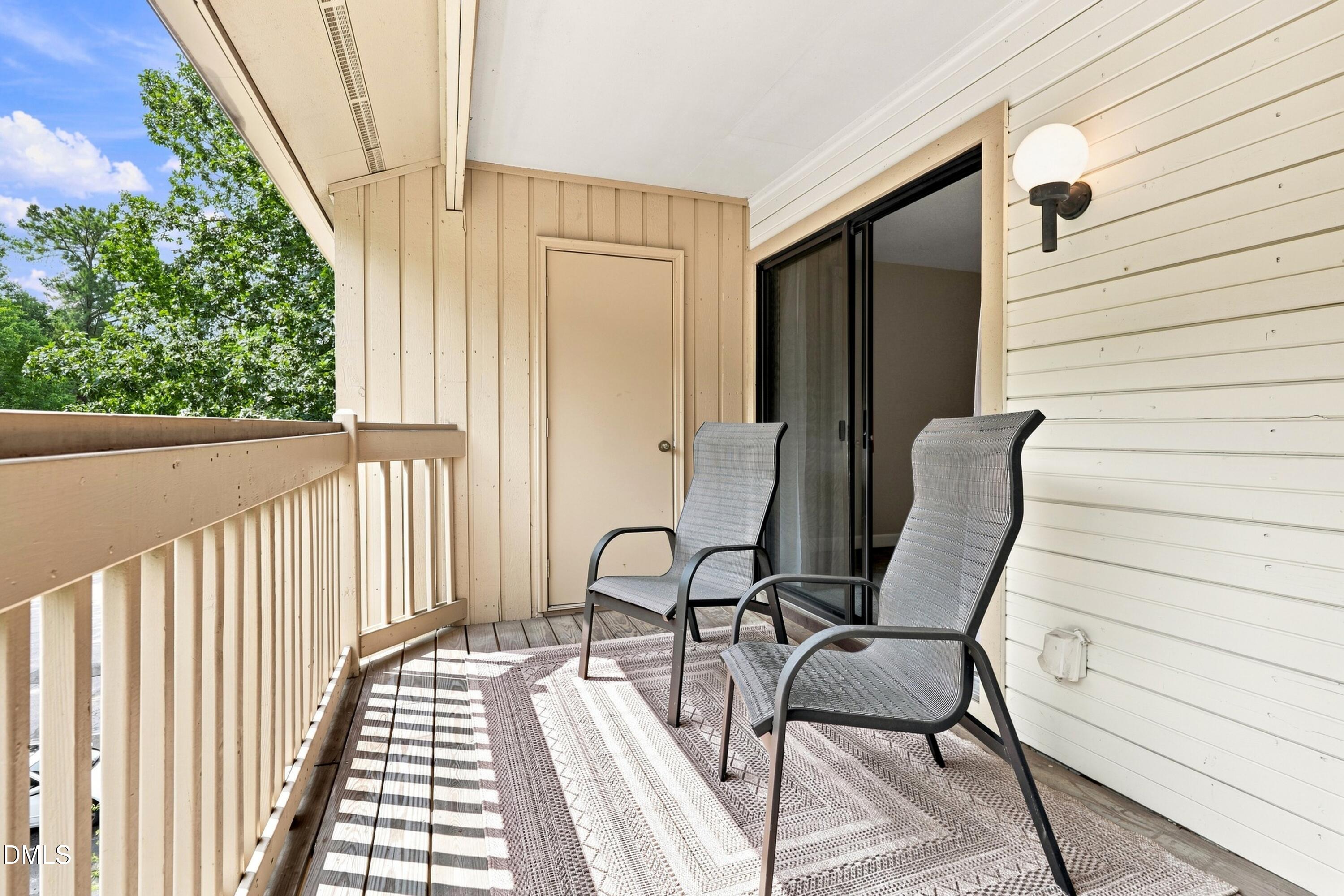 132 New Kent Place Property Photo 7