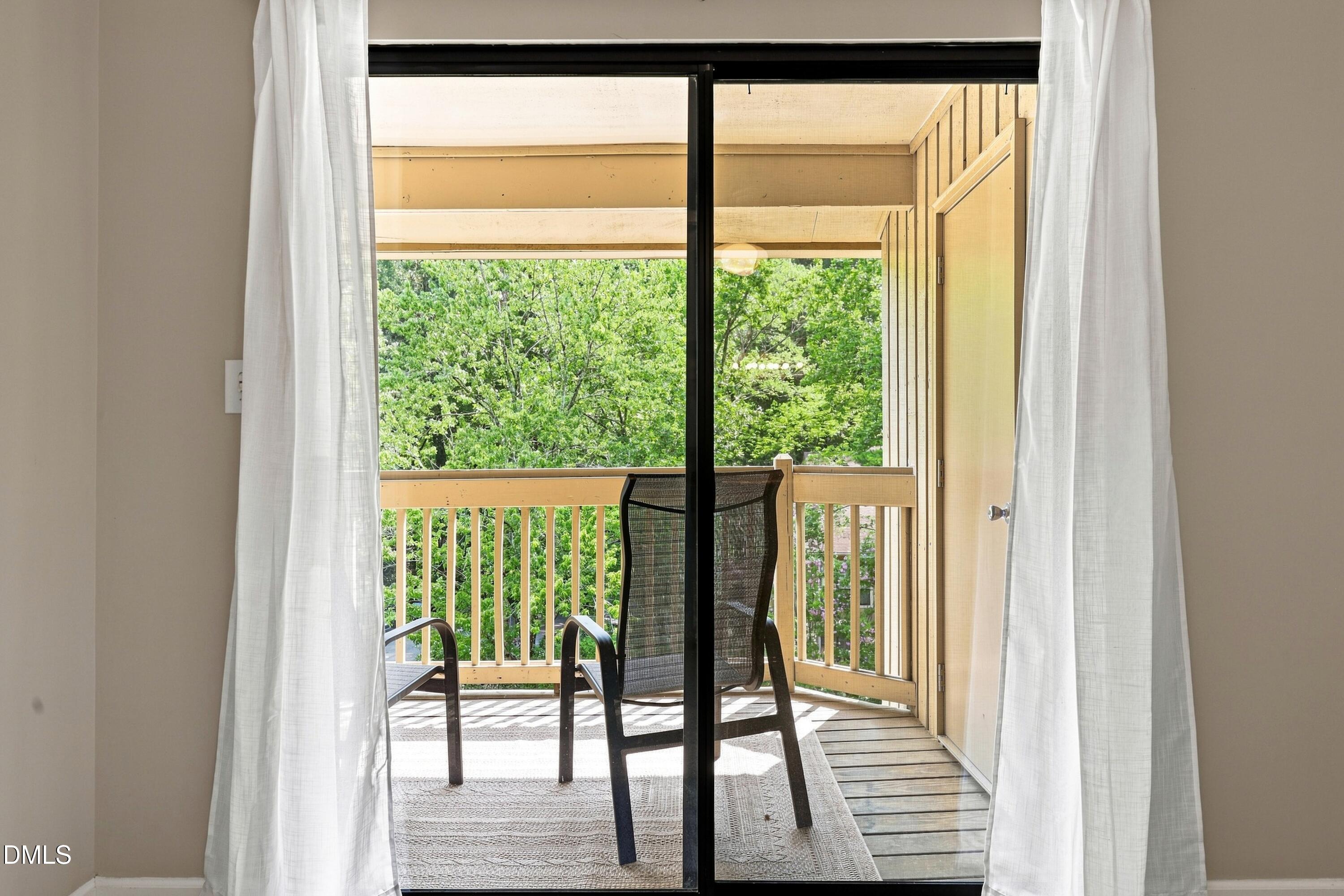 132 New Kent Place Property Photo 10