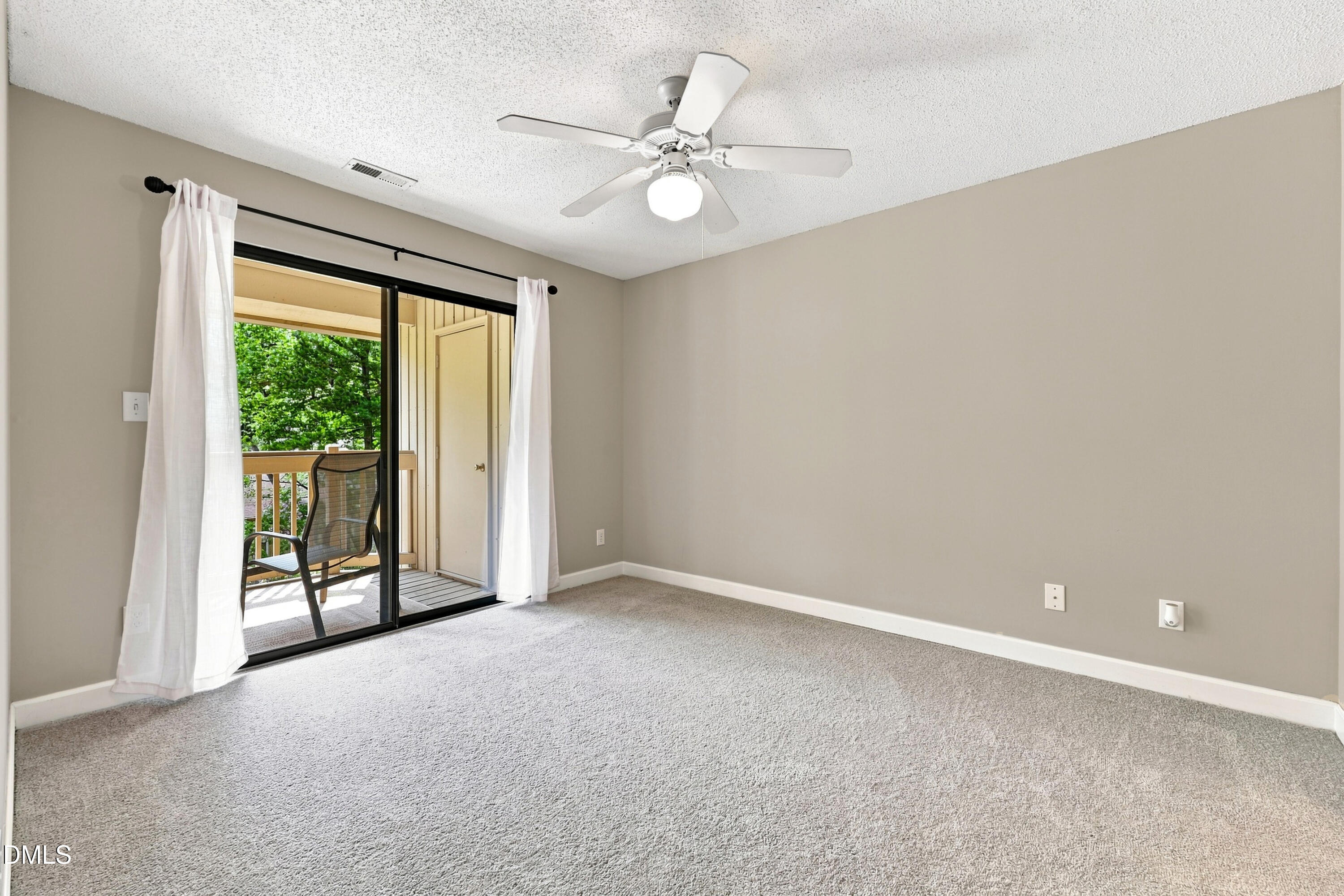 132 New Kent Place Property Photo 22