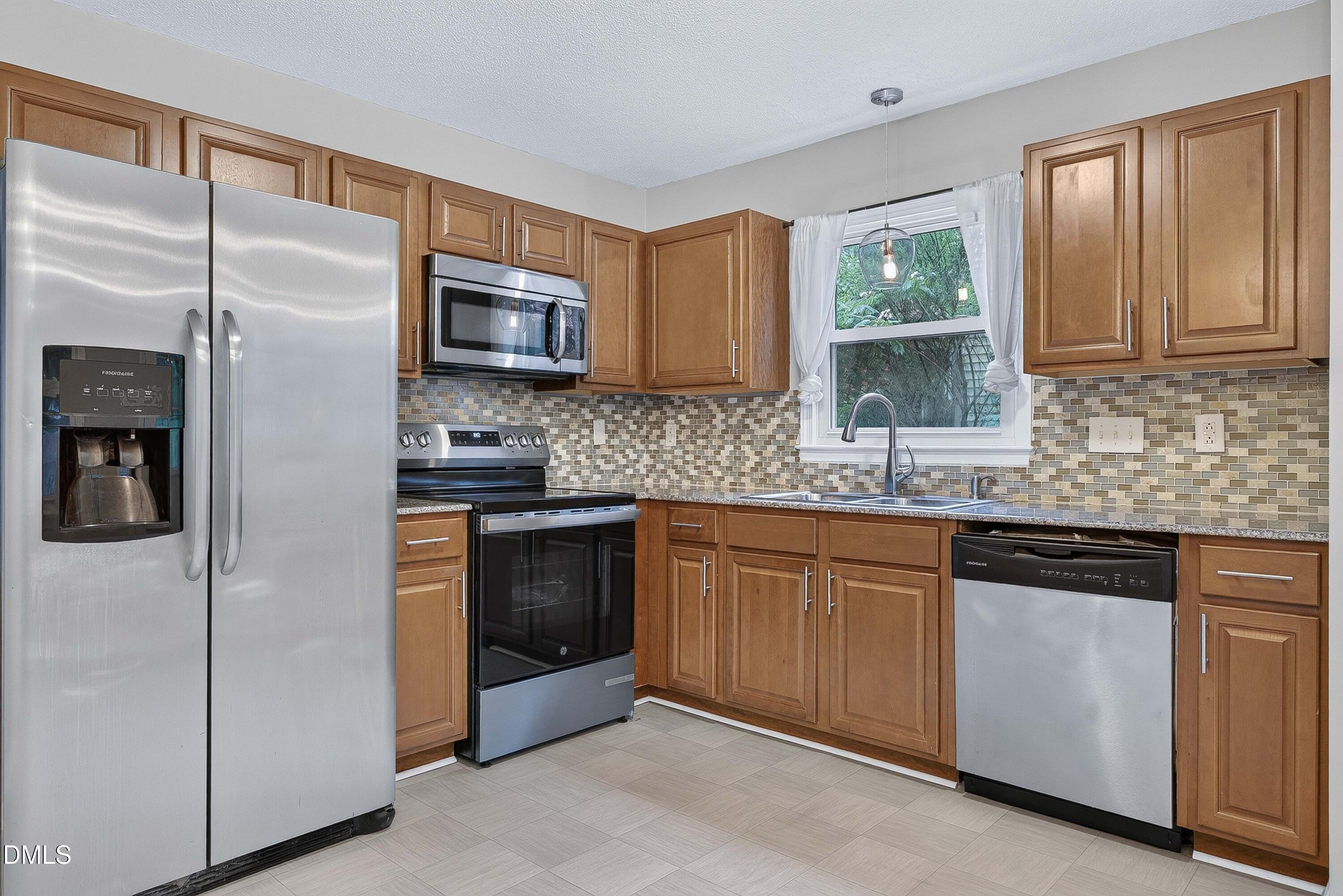 1713 Valley Run Property Photo 10
