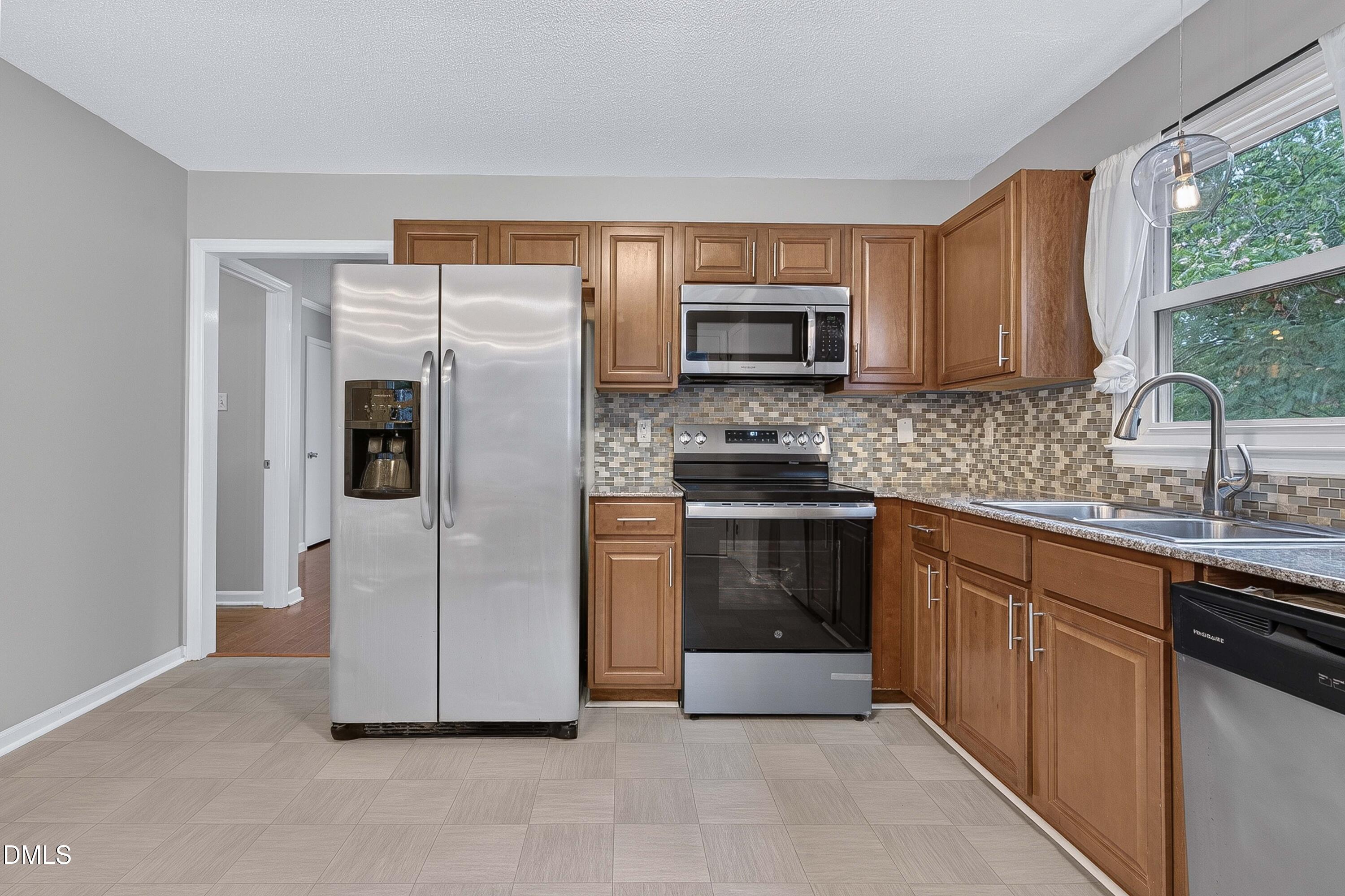 1713 Valley Run Property Photo 11