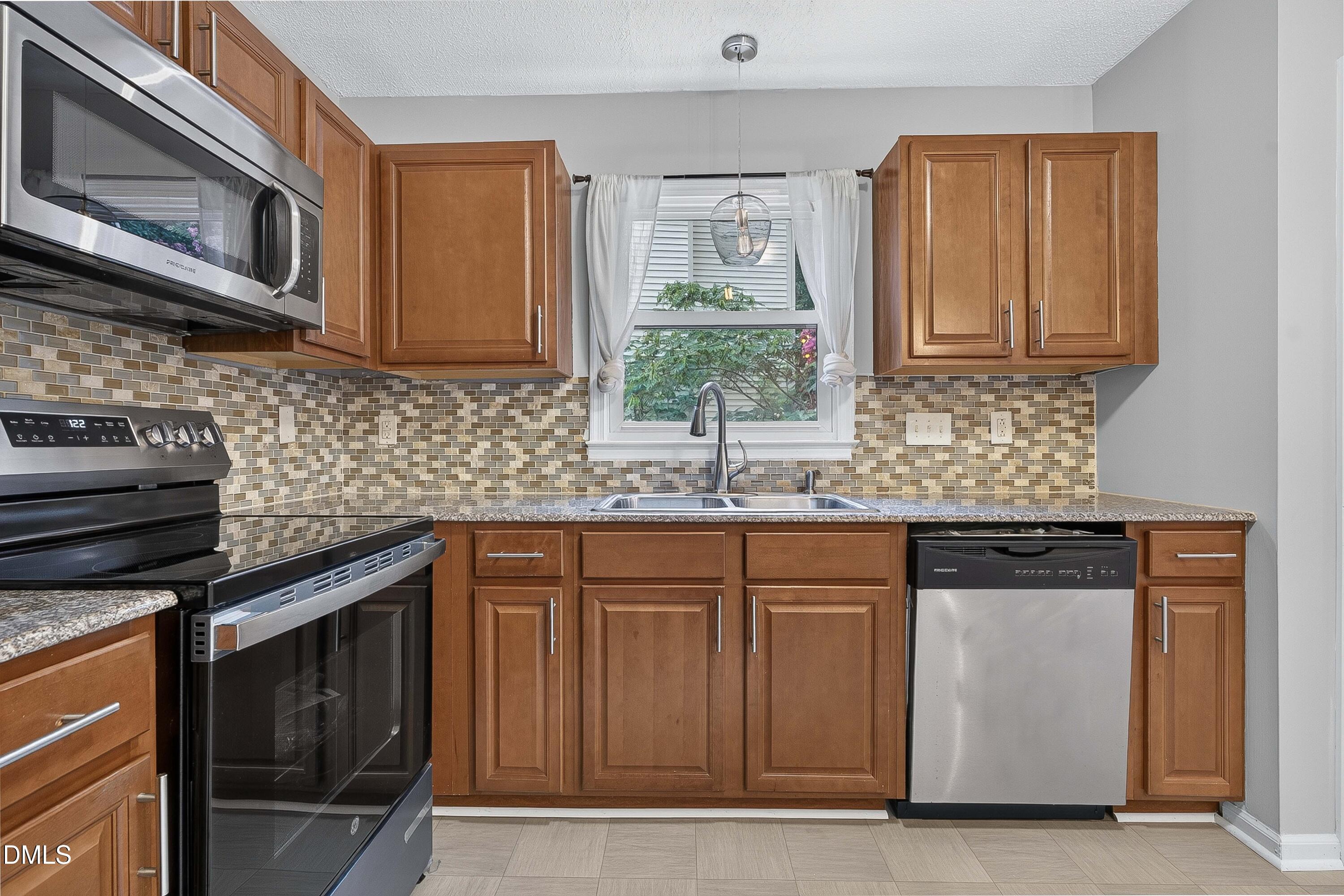 1713 Valley Run Property Photo 12