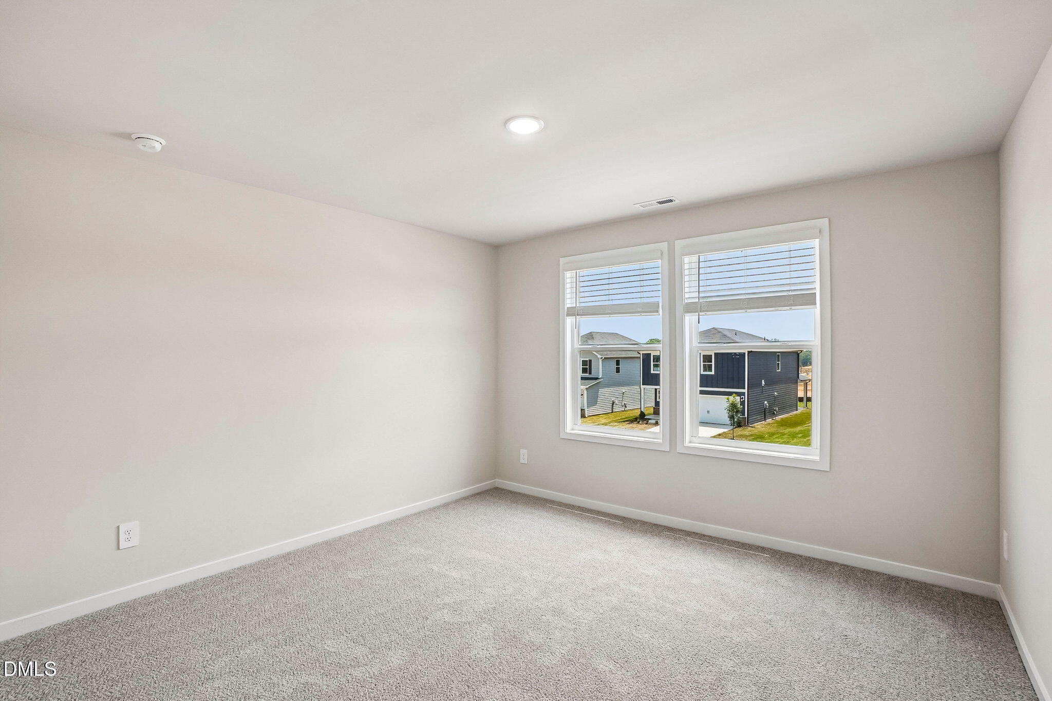 163 N Field Sparrow Way Property Photo 35