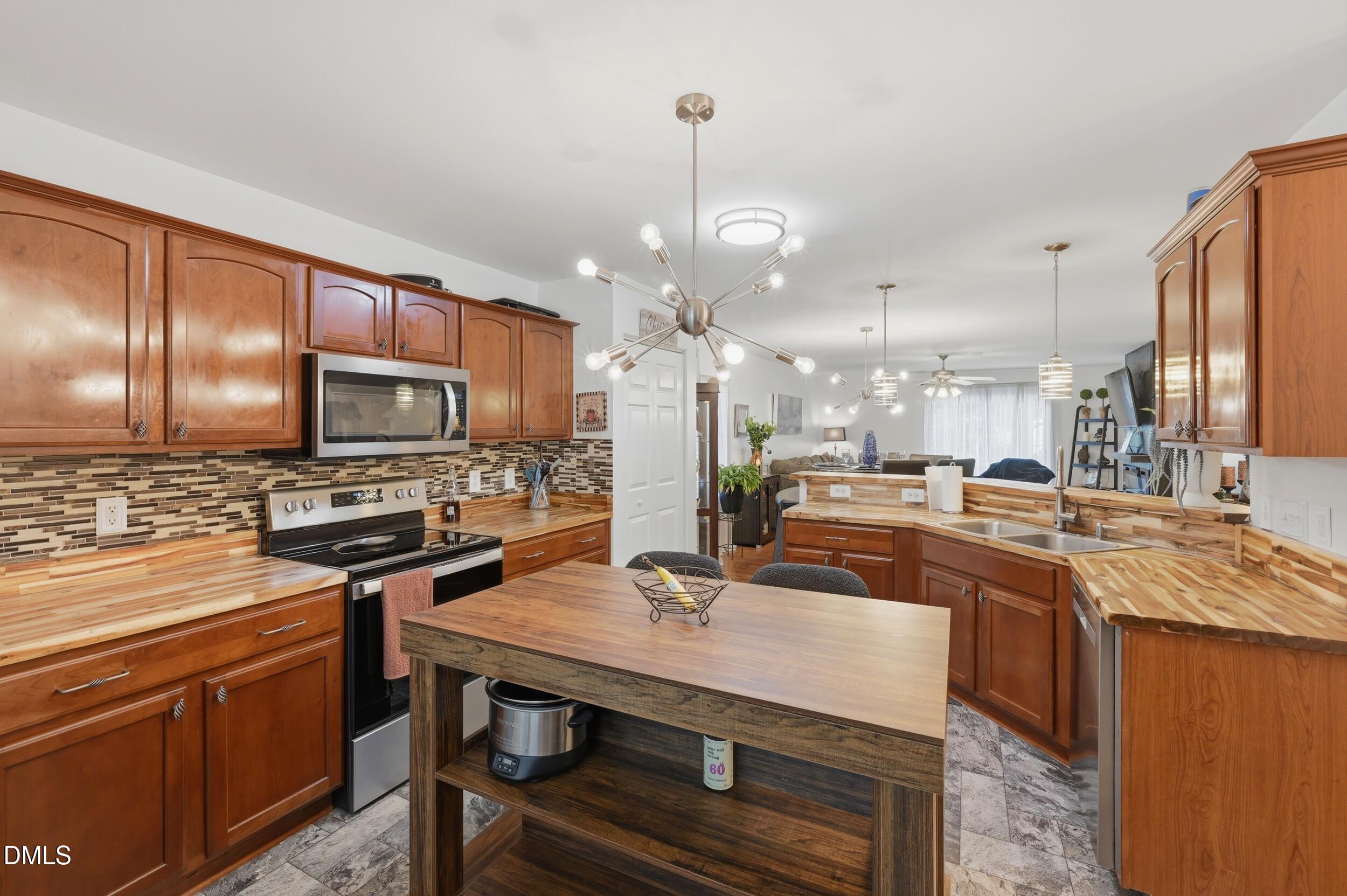 3201 Ivey Wood Lane Property Photo 18