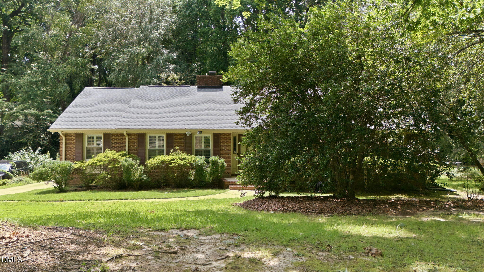 7301 Fiesta Way Property Photo 2