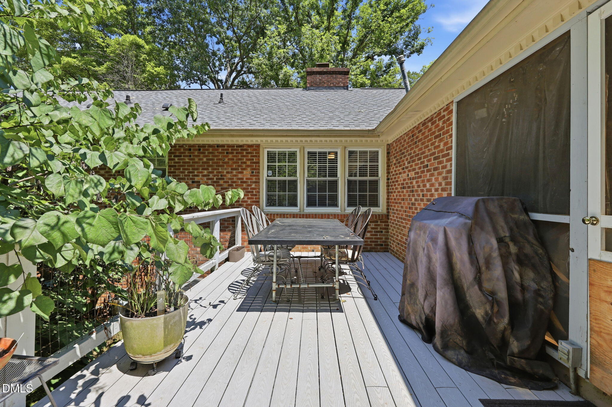 7301 Fiesta Way Property Photo 39