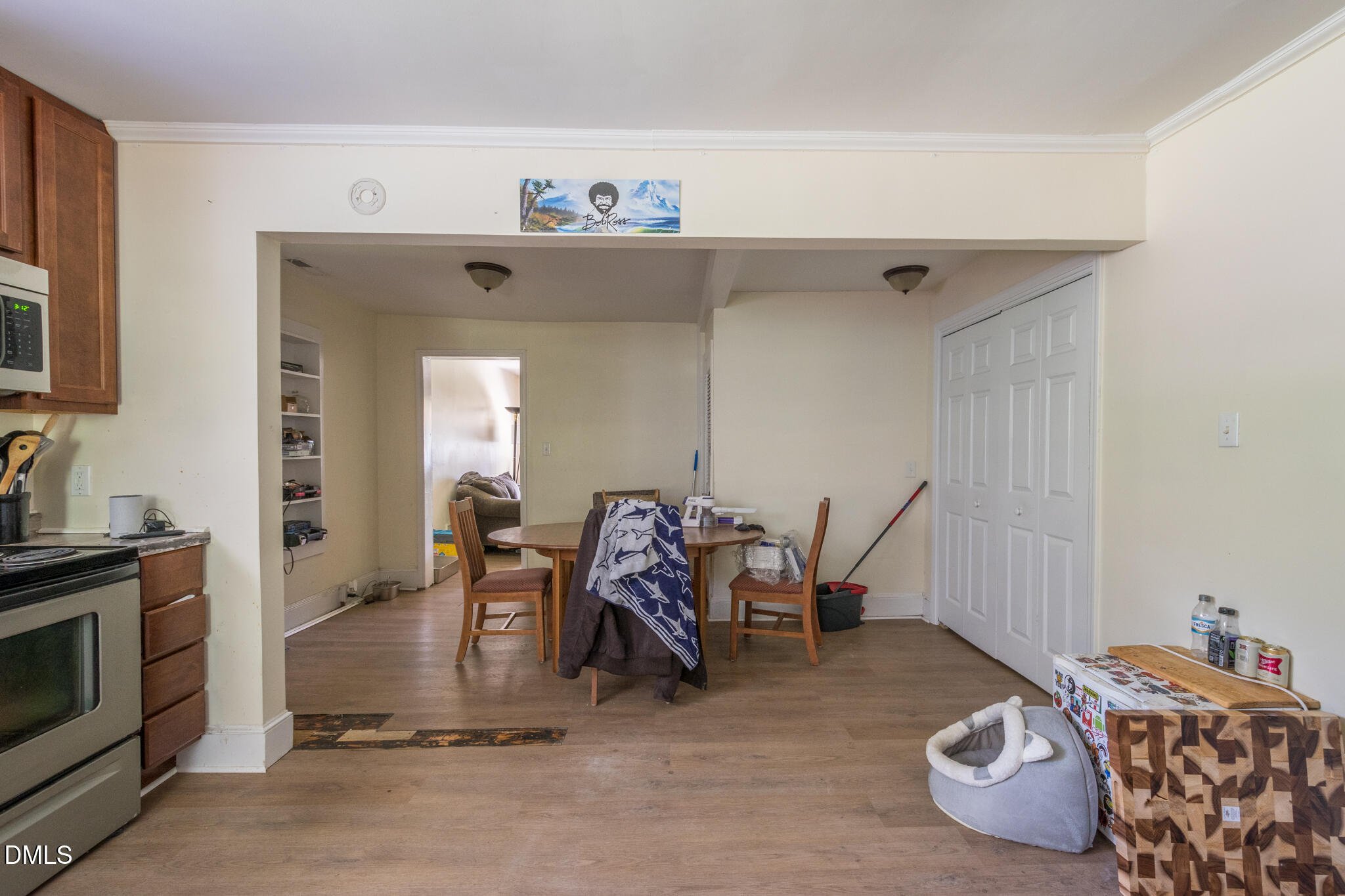 519 E Walnut Avenue Property Photo 3