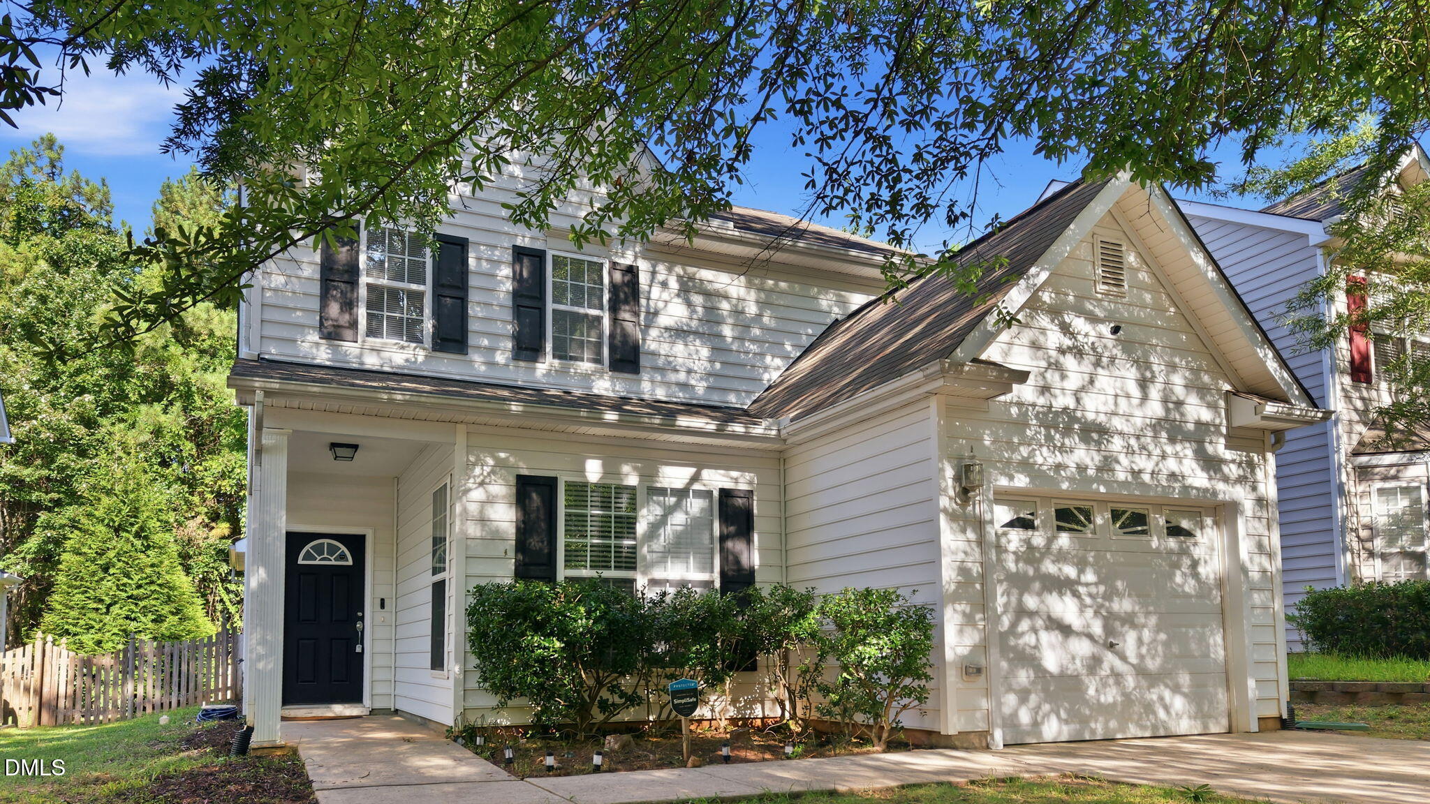 8405 Whisper Ridge Place Property Photo 1