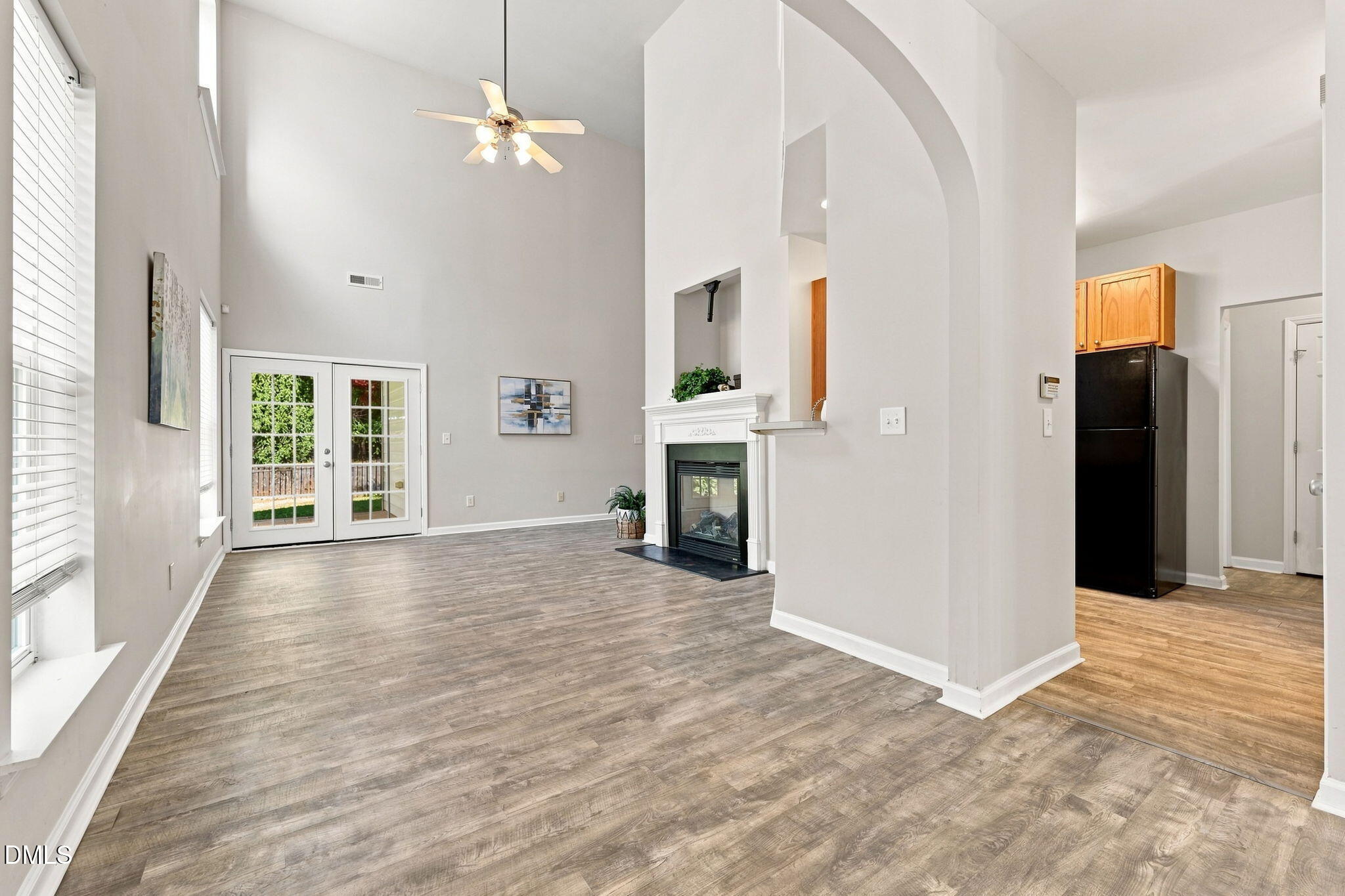 8405 Whisper Ridge Place Property Photo 7