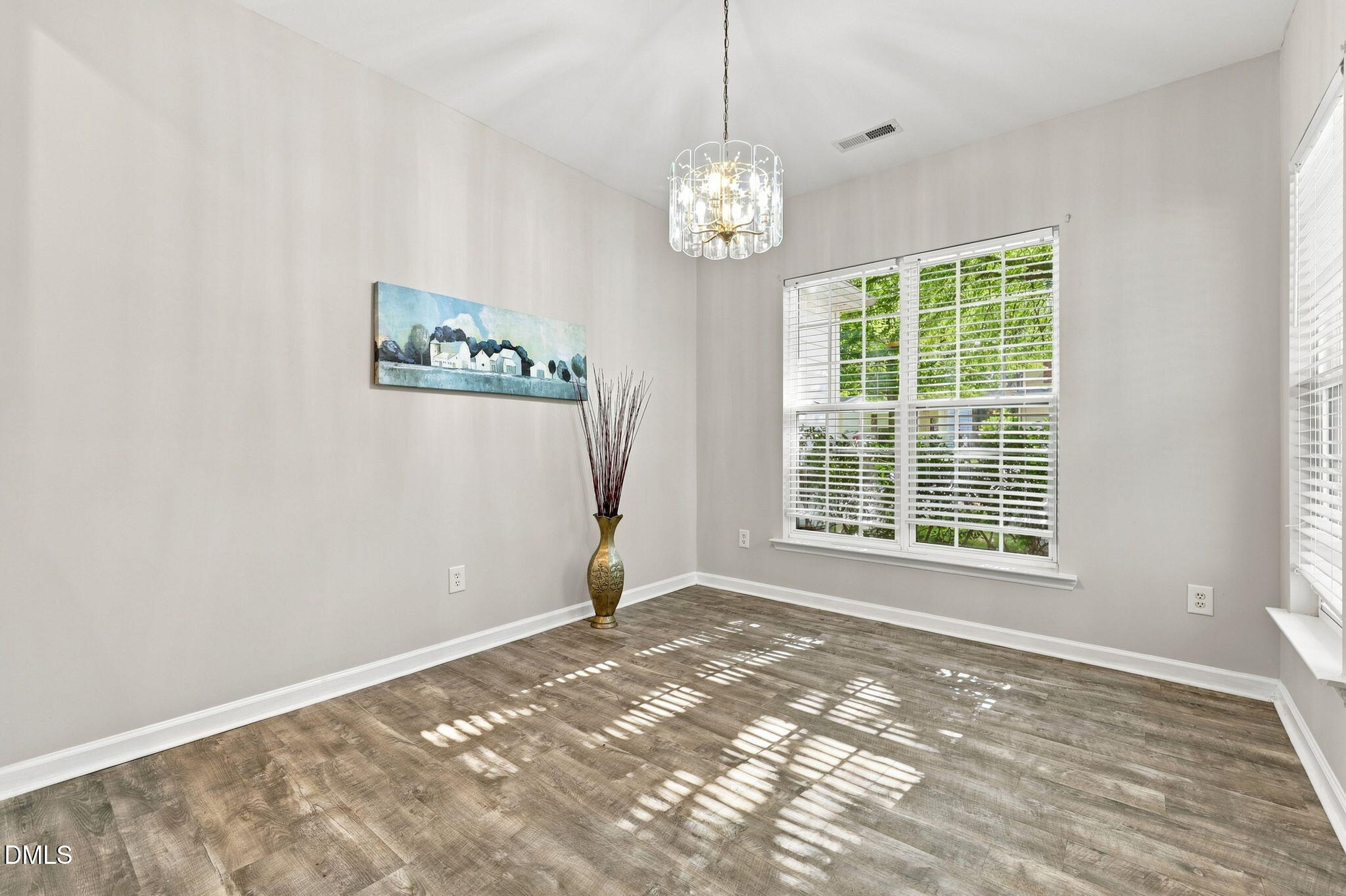 8405 Whisper Ridge Place Property Photo 8