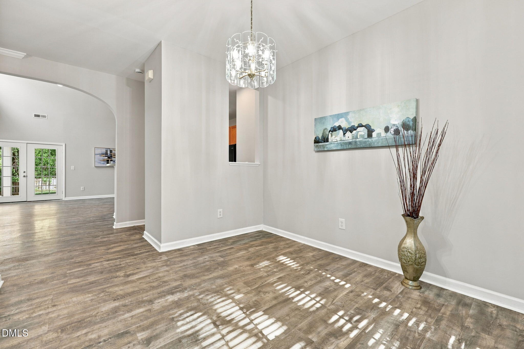 8405 Whisper Ridge Place Property Photo 13