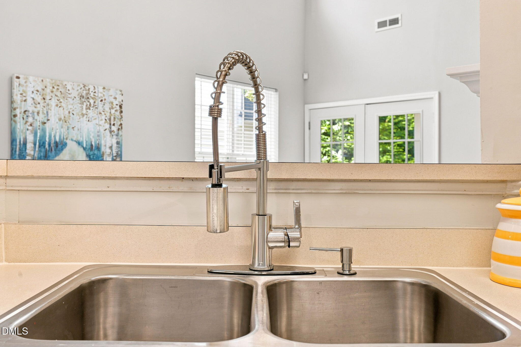 8405 Whisper Ridge Place Property Photo 16
