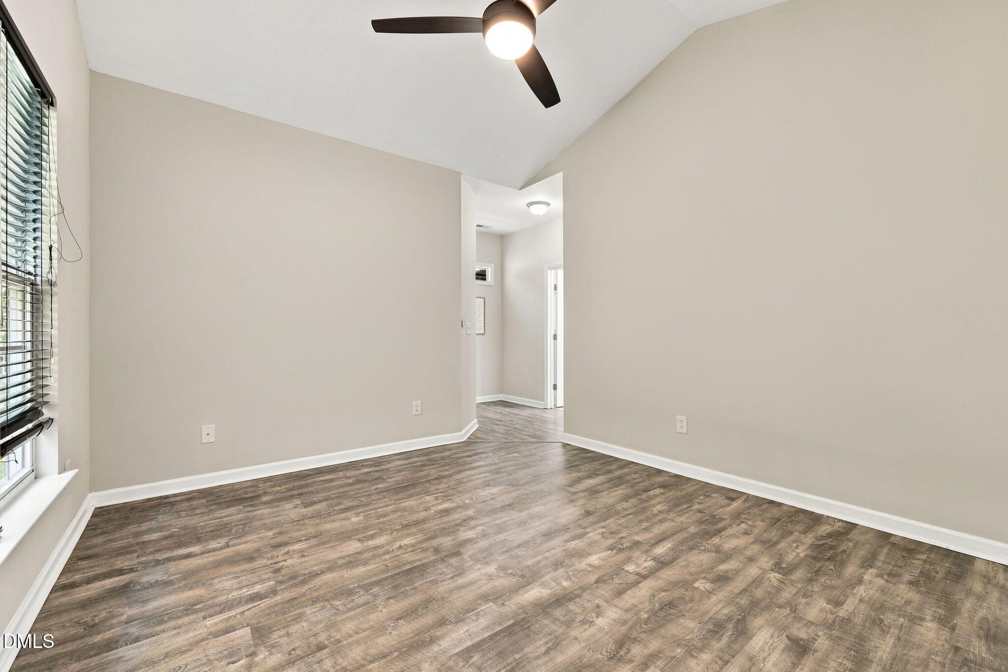 8405 Whisper Ridge Place Property Photo 21
