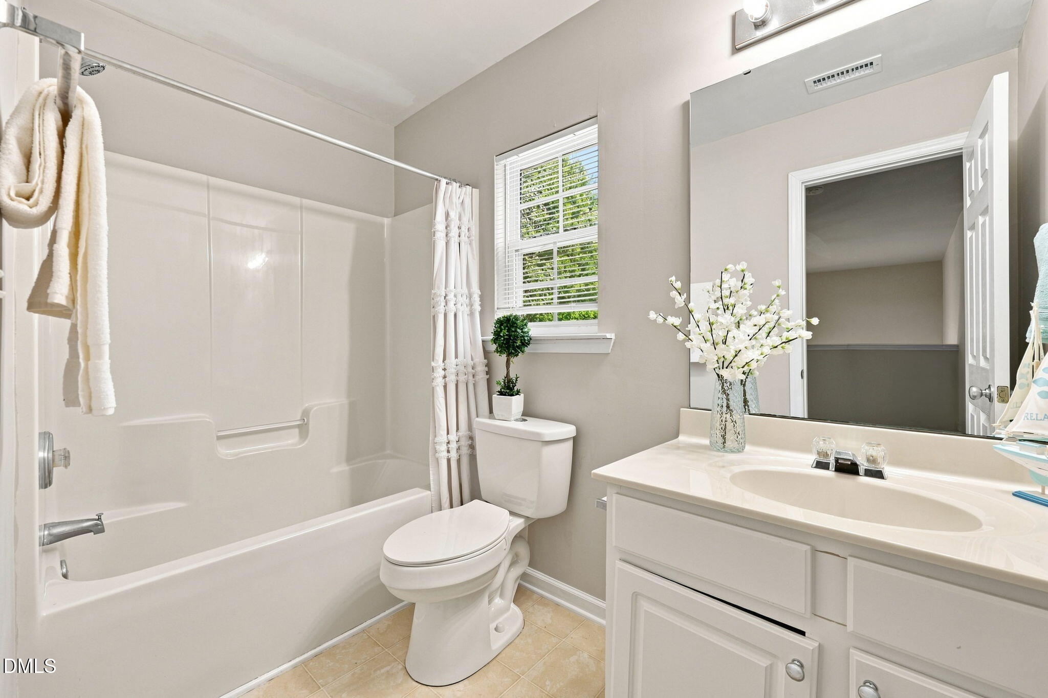 8405 Whisper Ridge Place Property Photo 29