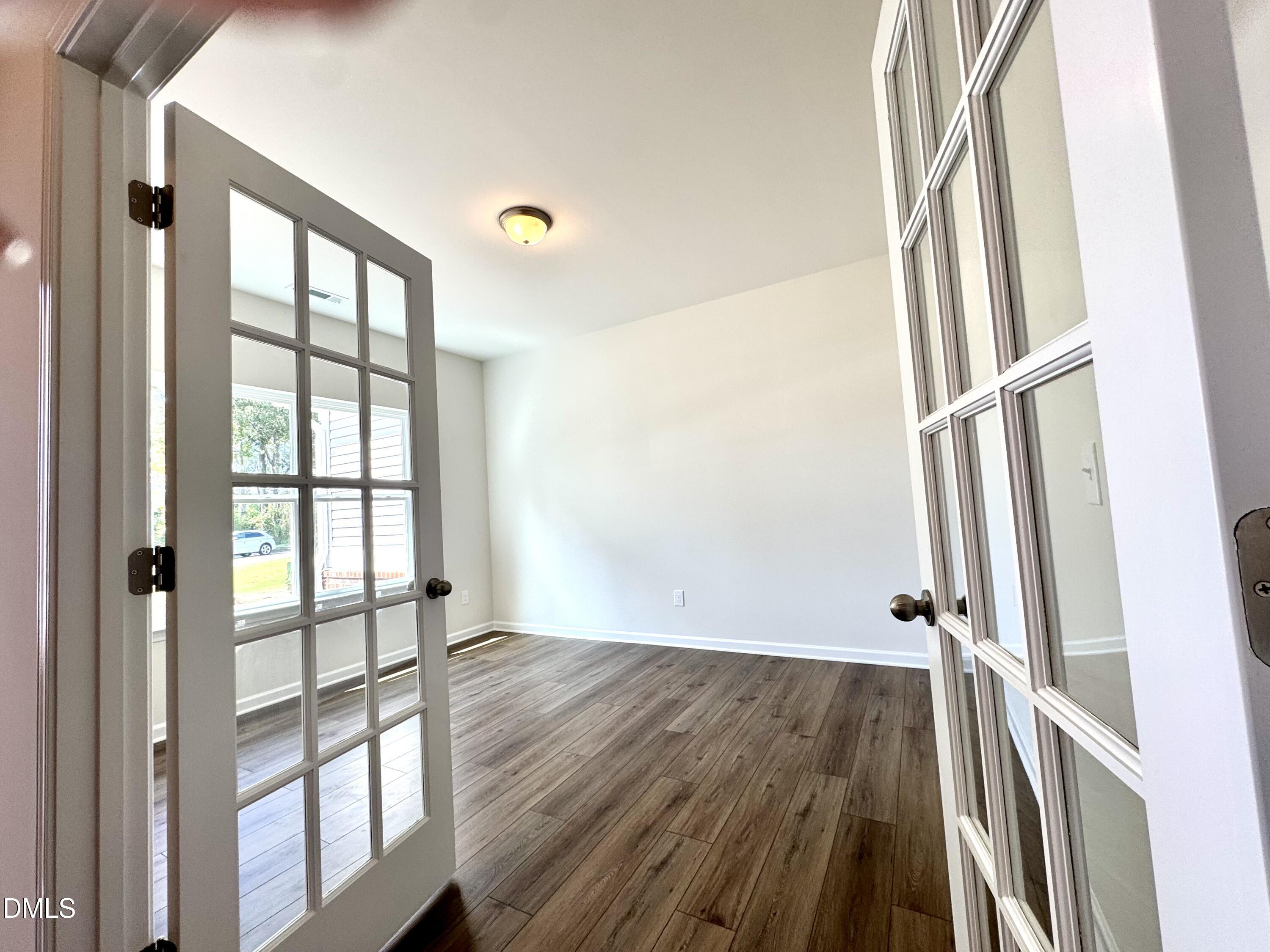183 Cheshire Downs Court Property Photo 2