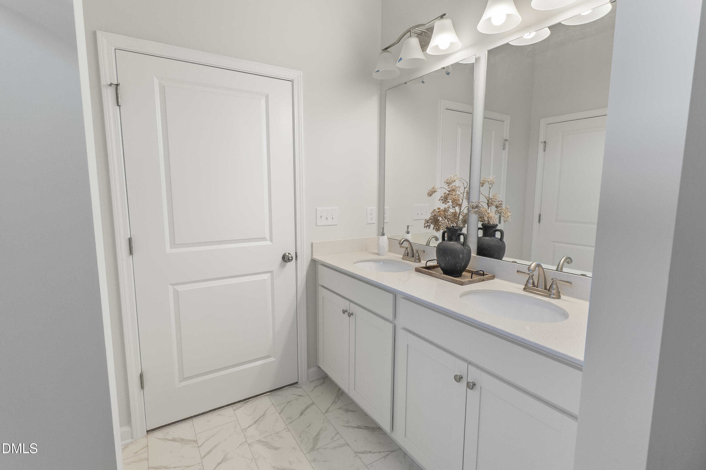 183 Cheshire Downs Court Property Photo 18