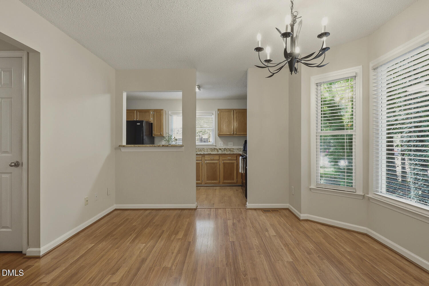 6061 Epping Forest Drive Property Photo 11