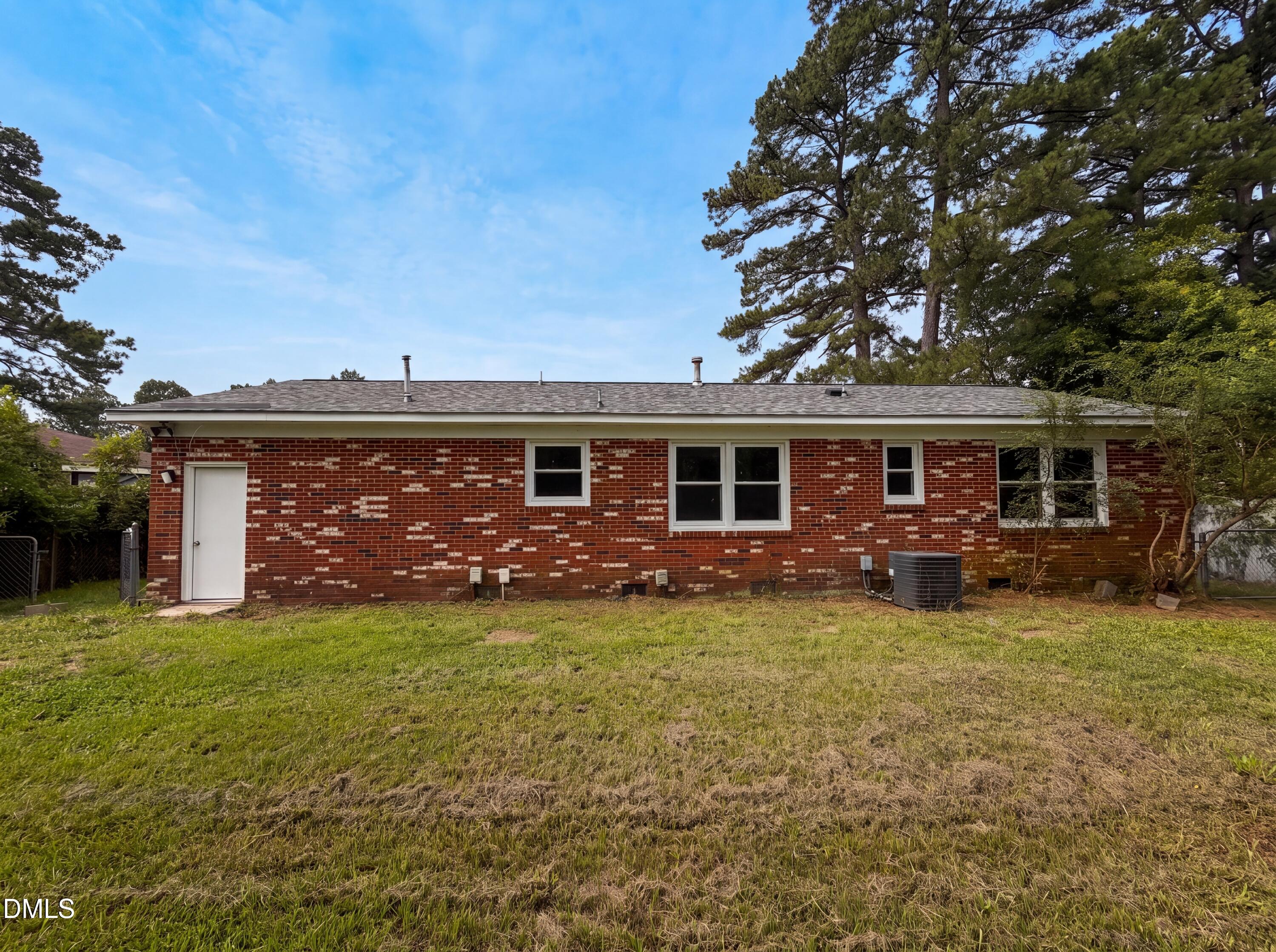 720 Carnegie Drive Property Photo 15