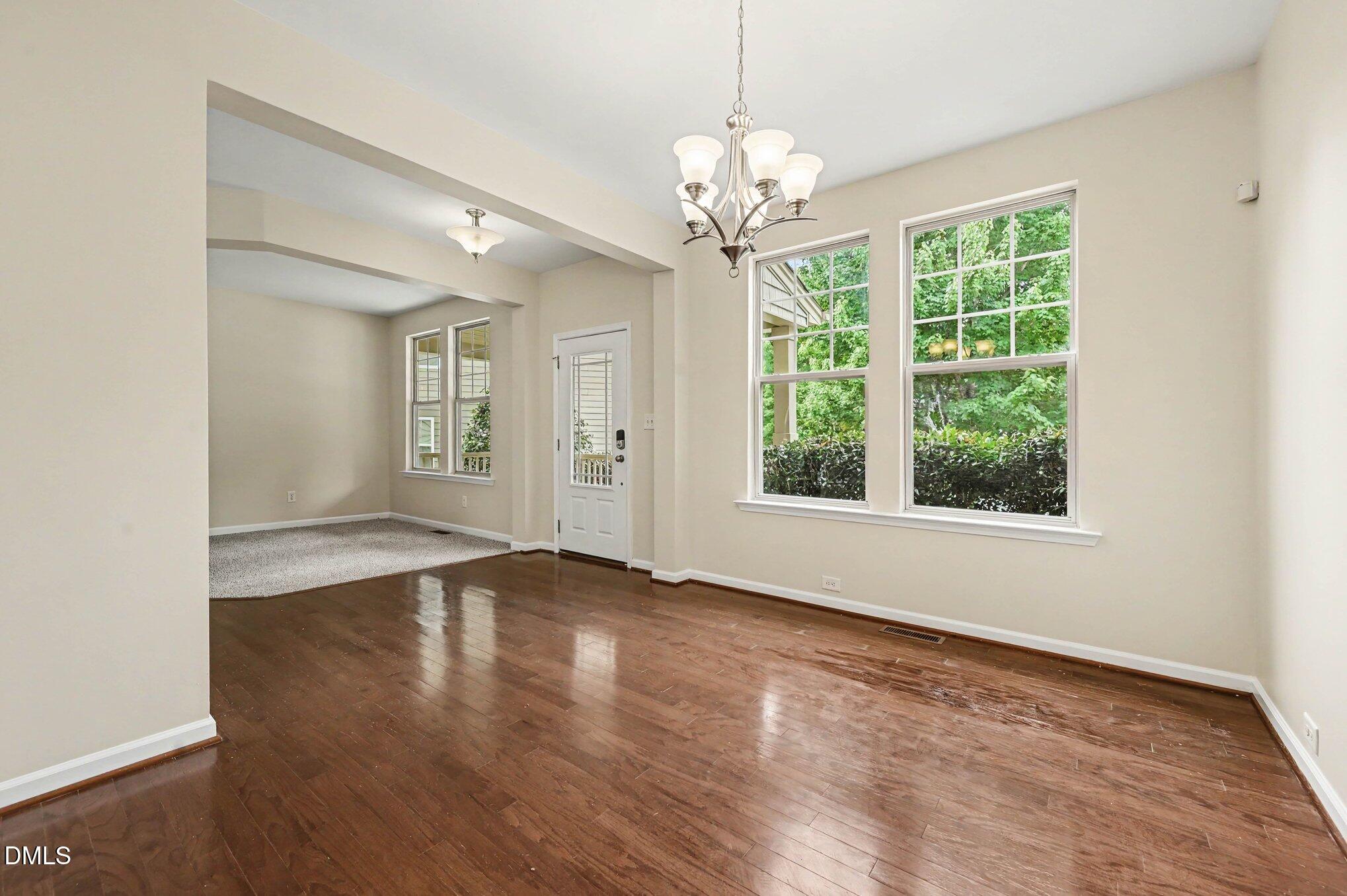 14 Brightfield Lane Property Photo 7