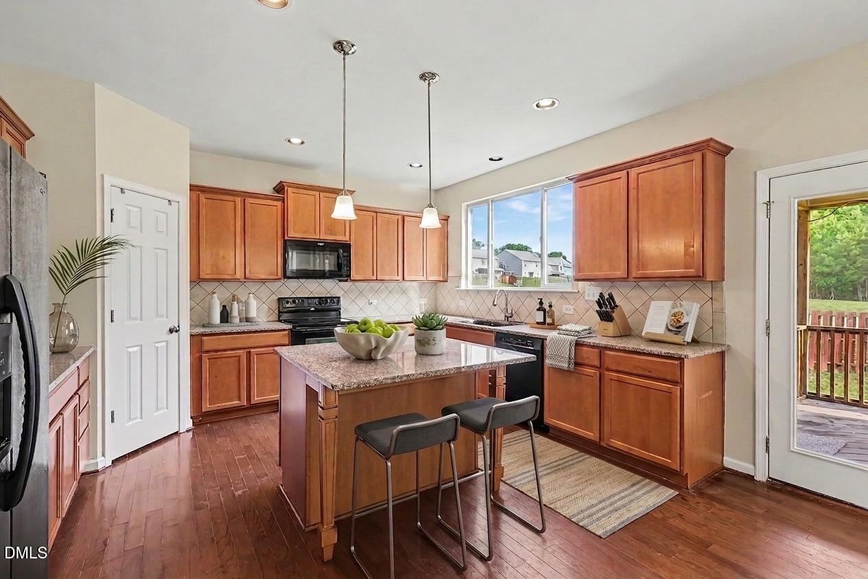 14 Brightfield Lane Property Photo 17
