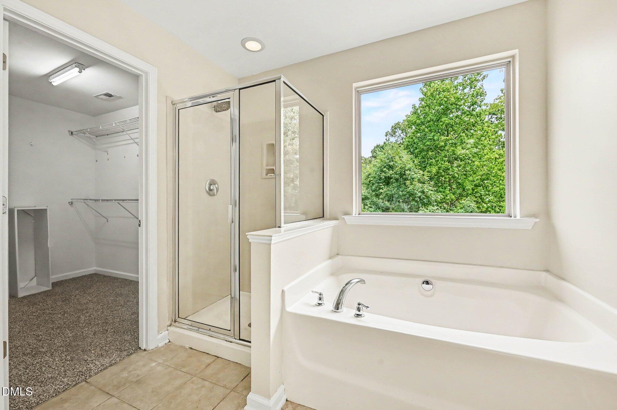 14 Brightfield Lane Property Photo 34