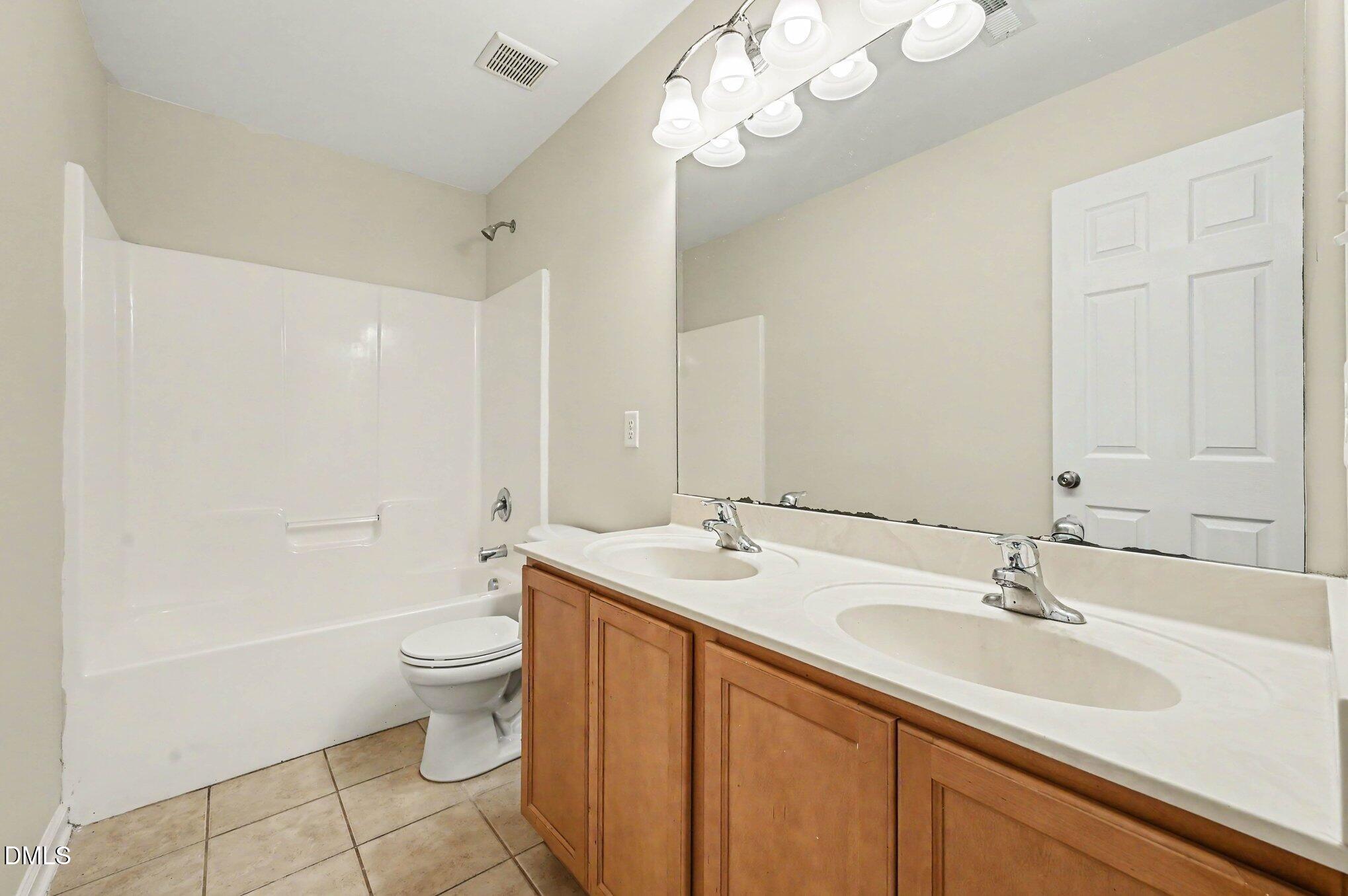 14 Brightfield Lane Property Photo 36
