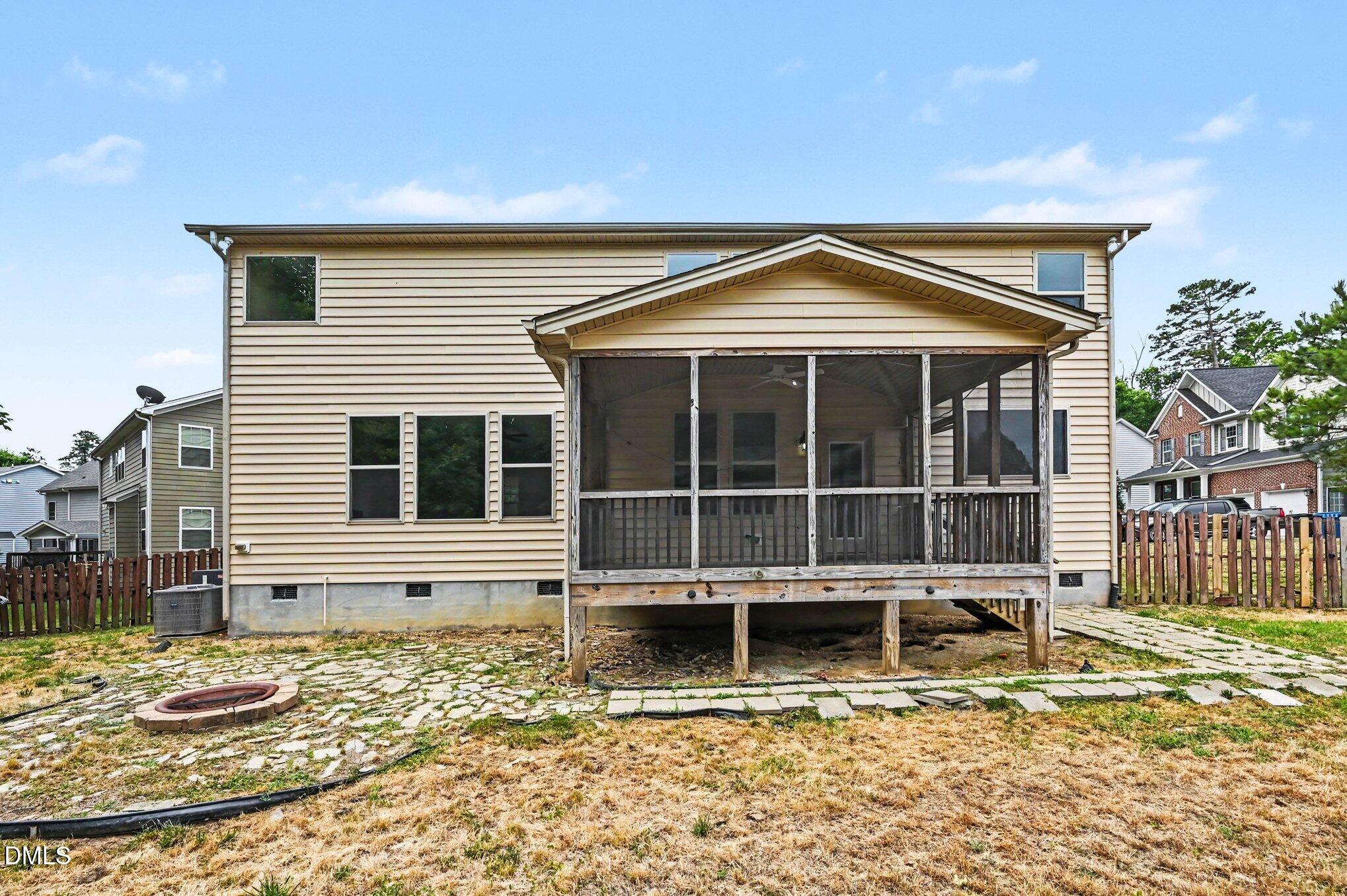 14 Brightfield Lane Property Photo 39