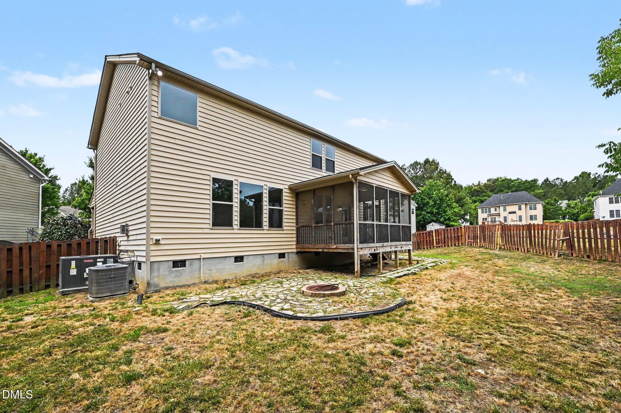 14 Brightfield Lane Property Photo 40