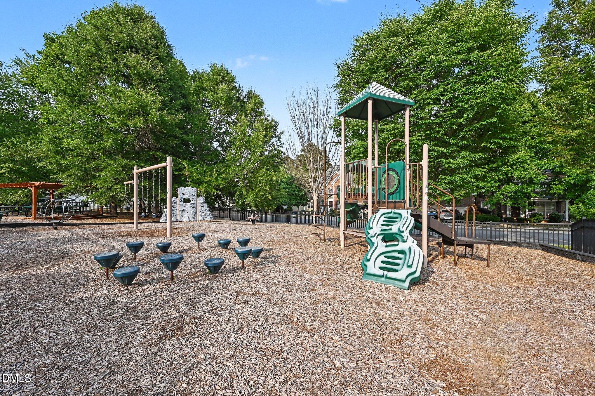 14 Brightfield Lane Property Photo 45