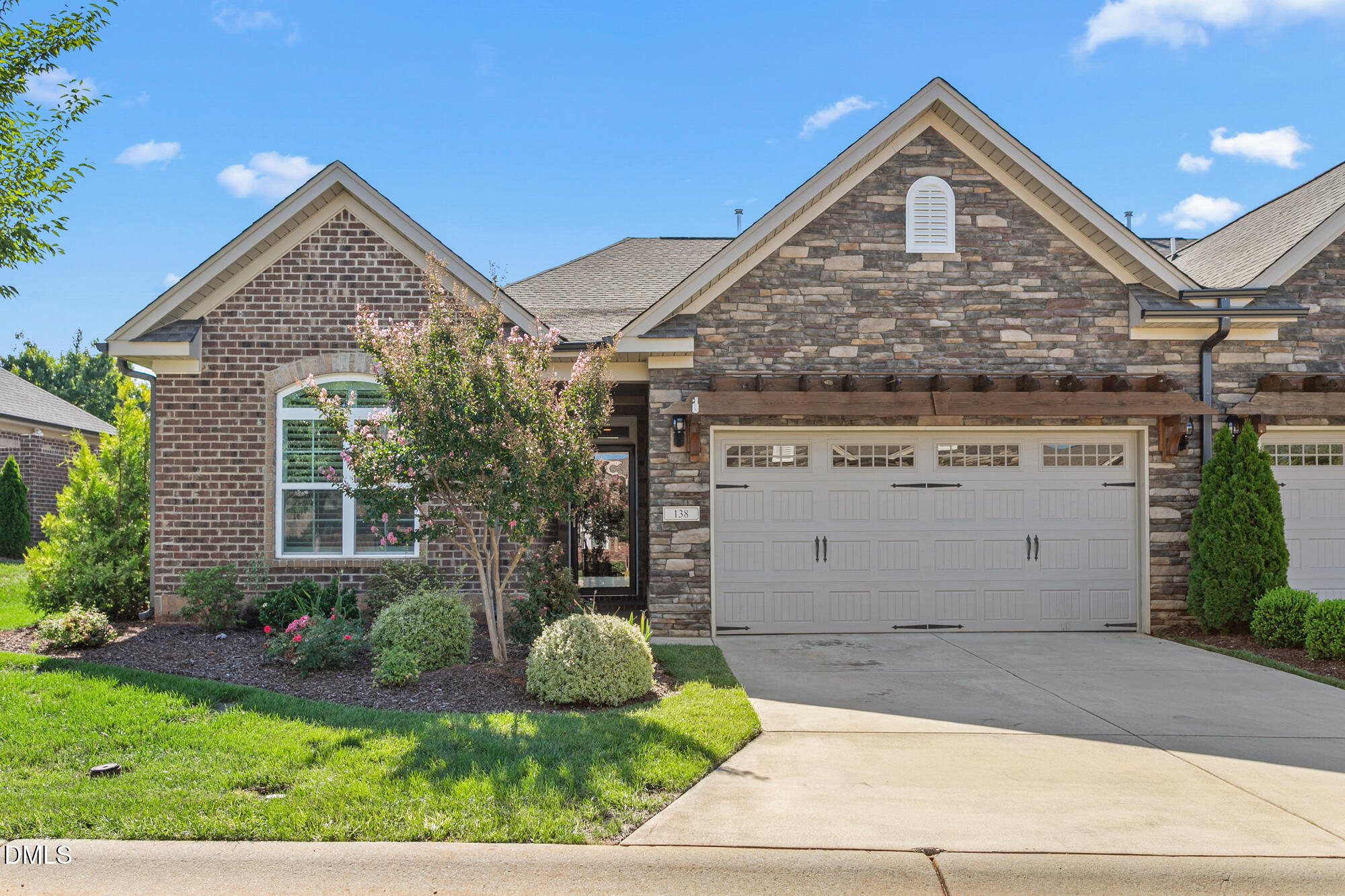 138 Dunvegan Lane Property Photo 7