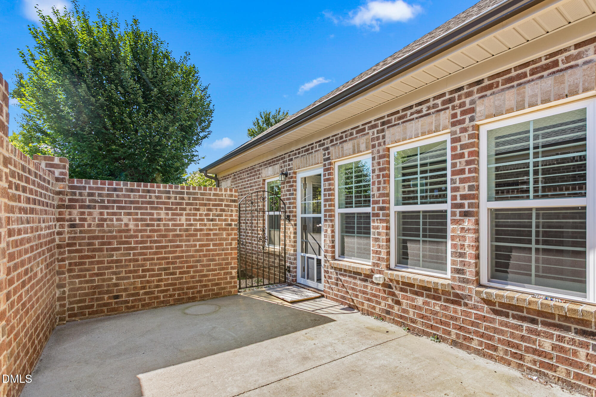 138 Dunvegan Lane Property Photo 31