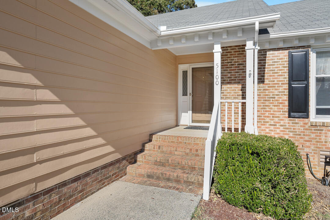 5100 Stardust Drive Property Photo 3