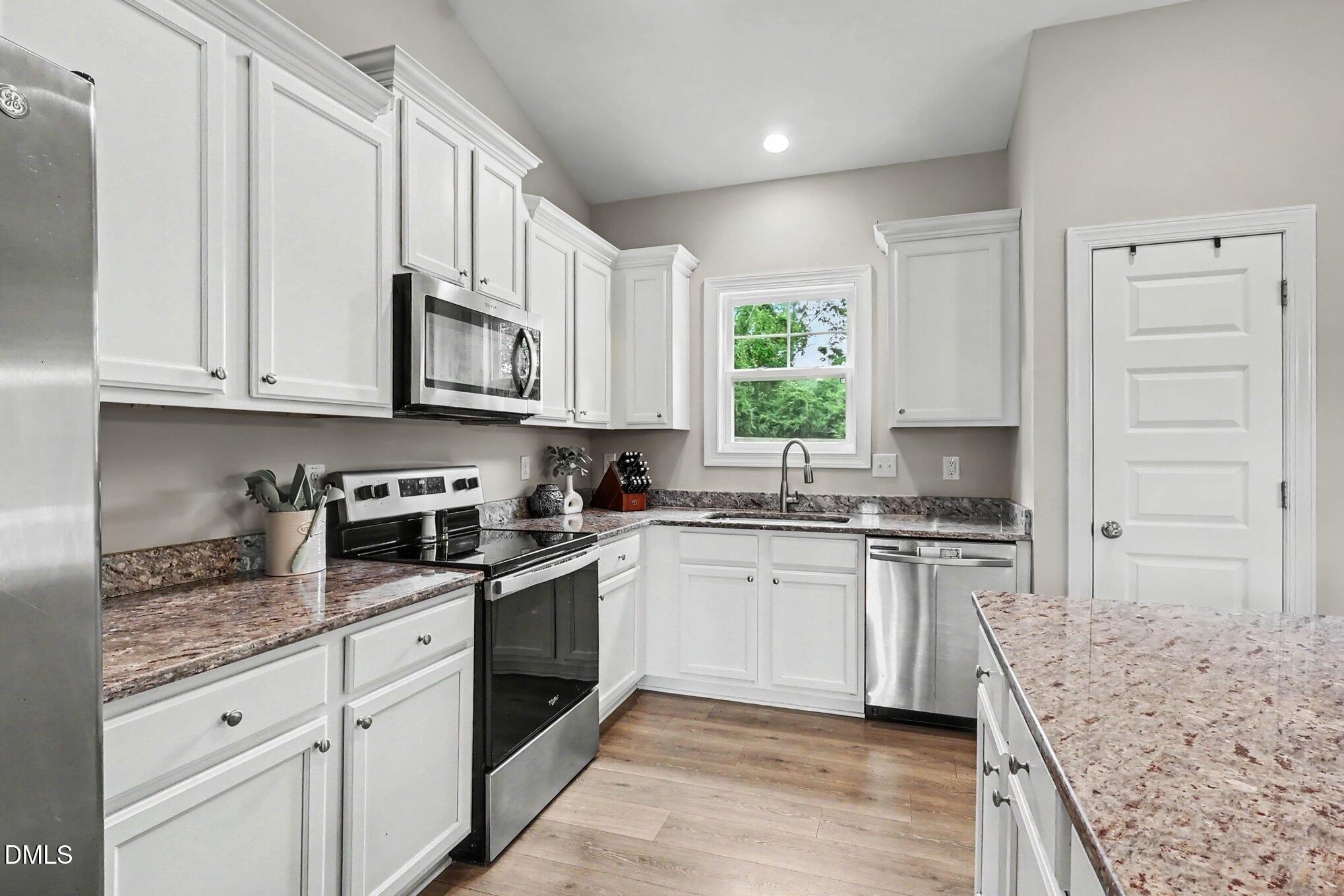287 Wynnridge Drive Property Photo 10