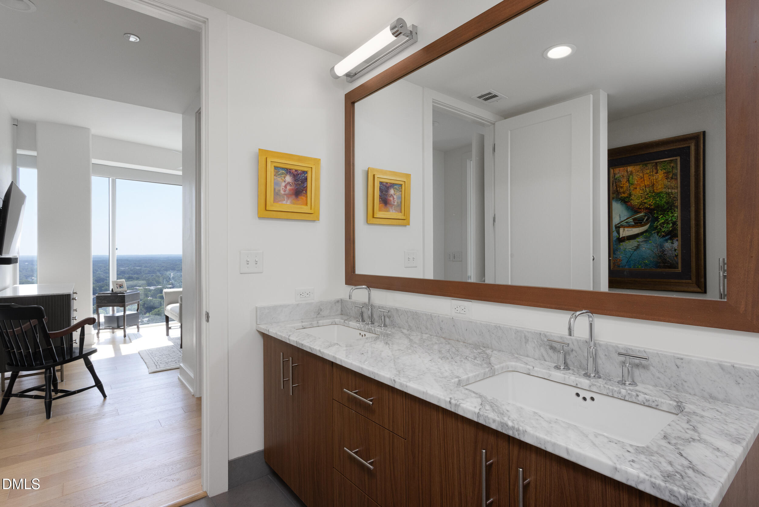 110 N Corcoran Street 2301 Property Photo 55