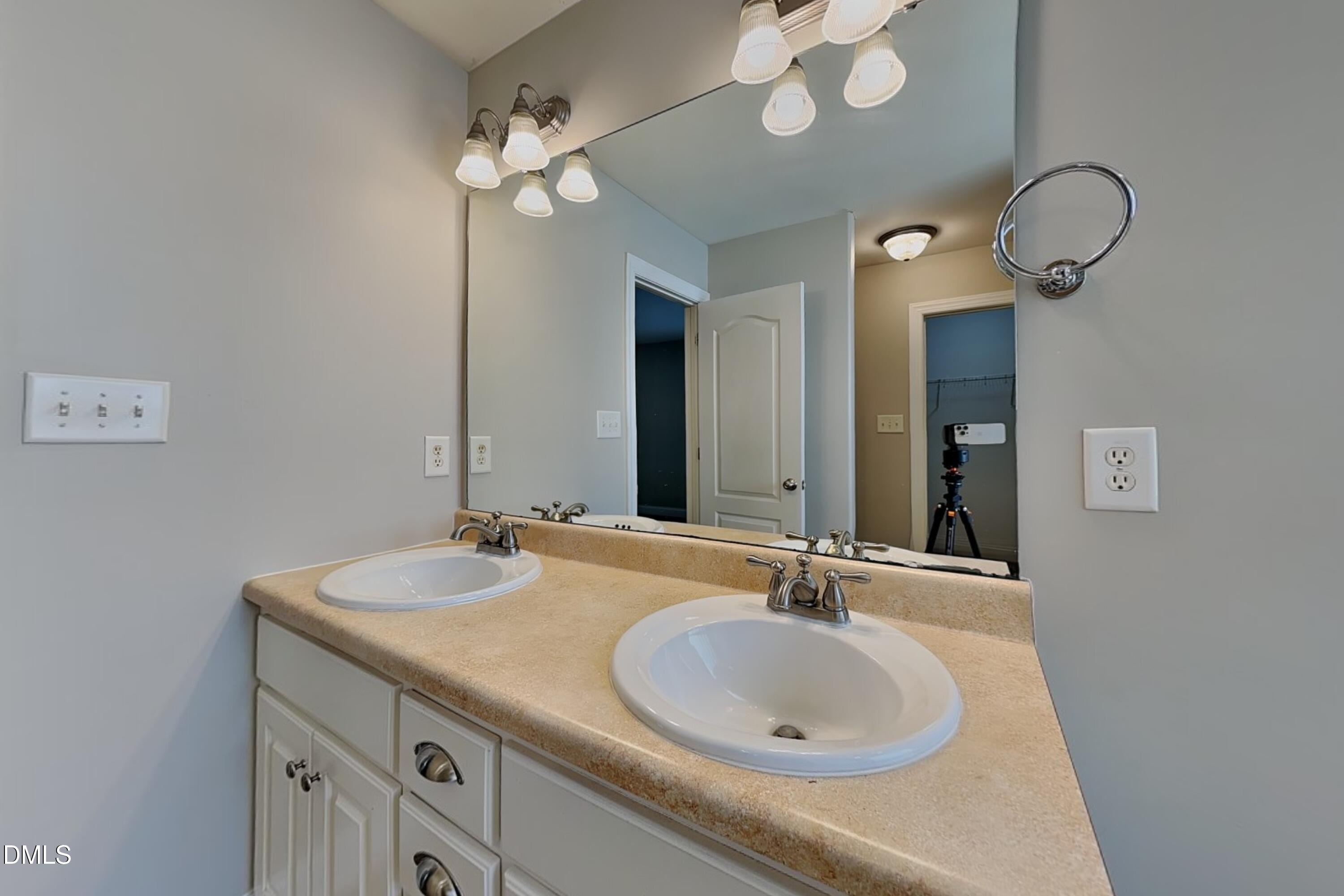 224 Farrington Drive Property Photo 11