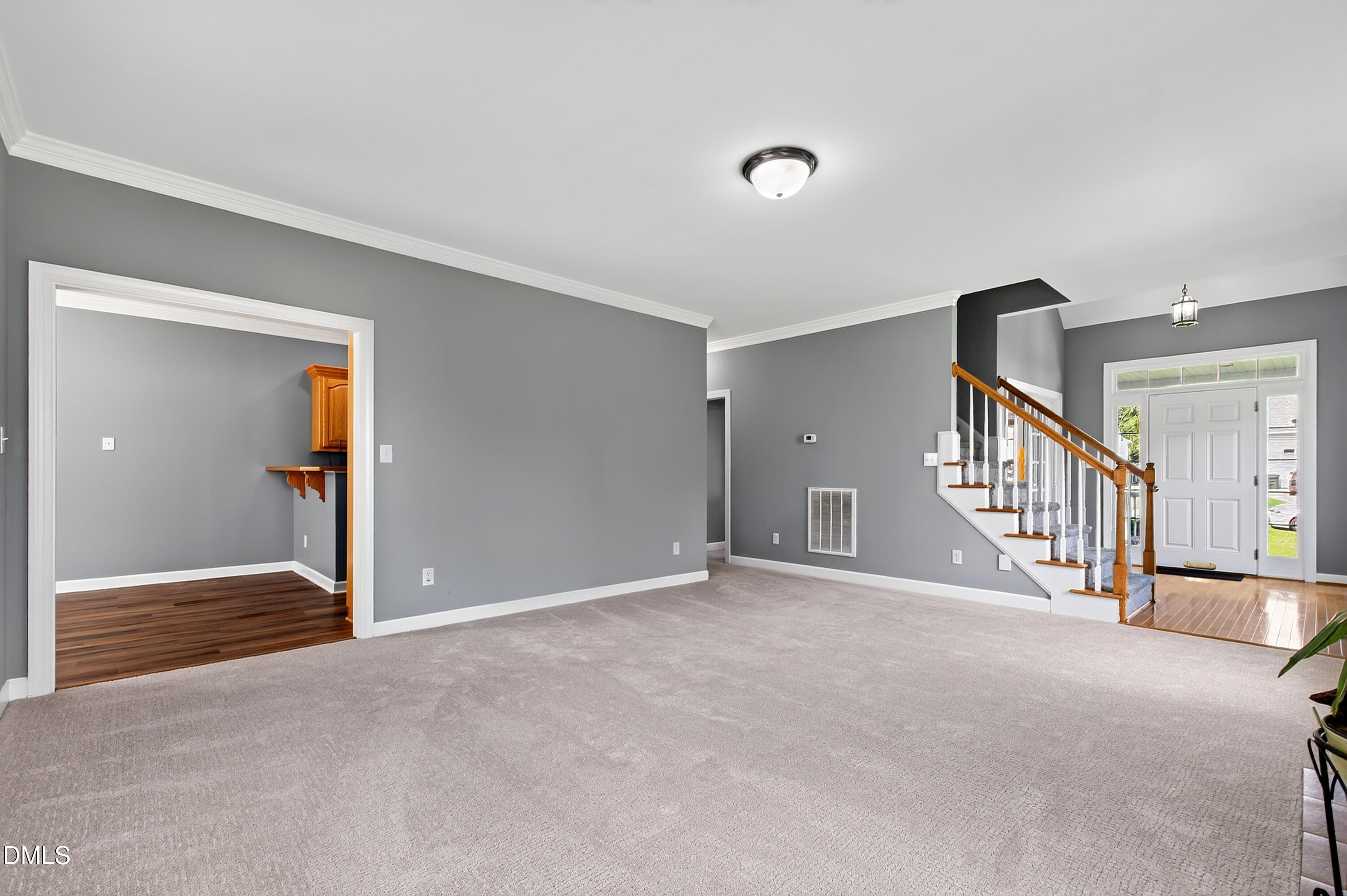 450 Windgate Drive Property Photo 11
