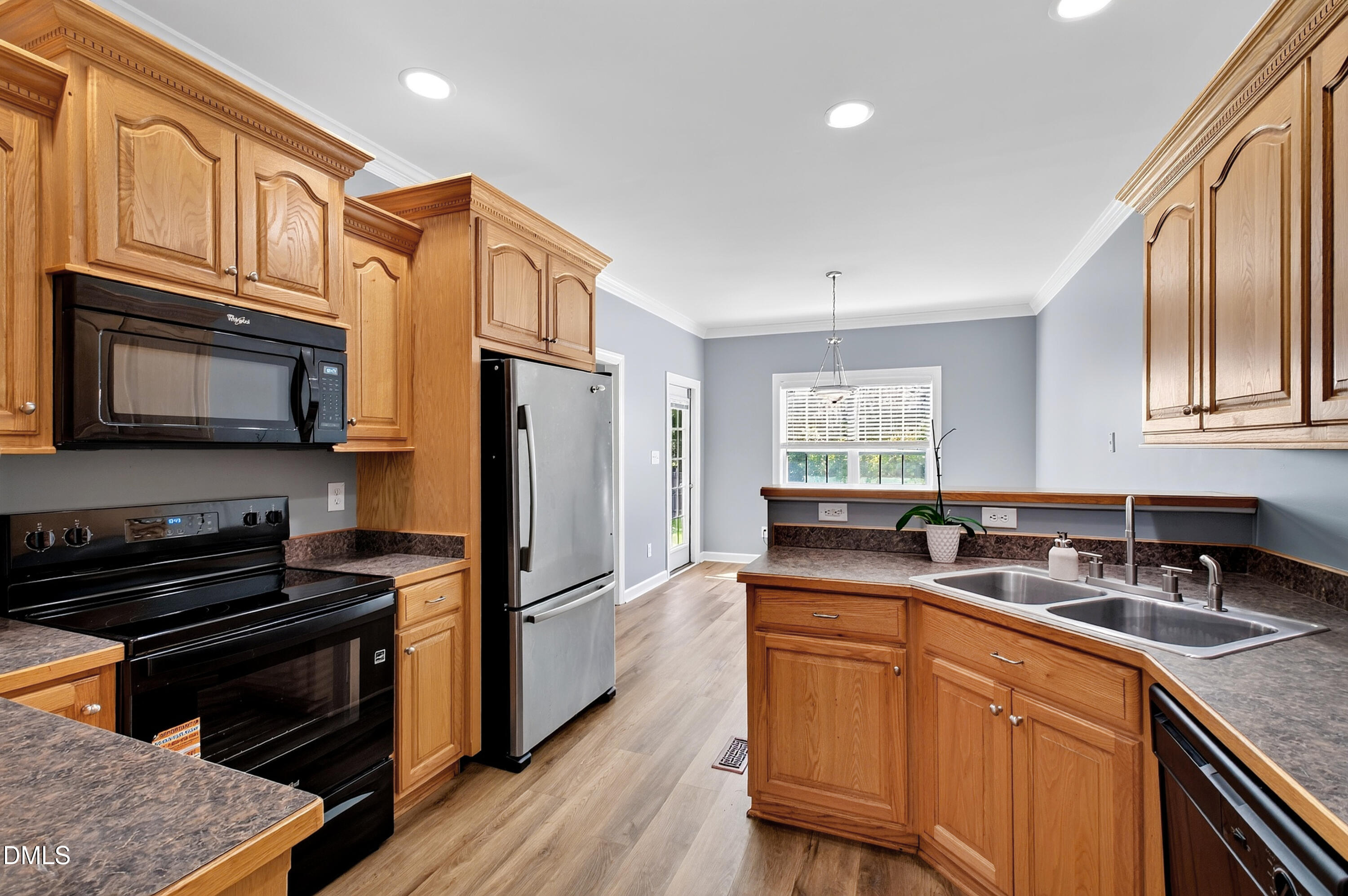 450 Windgate Drive Property Photo 16