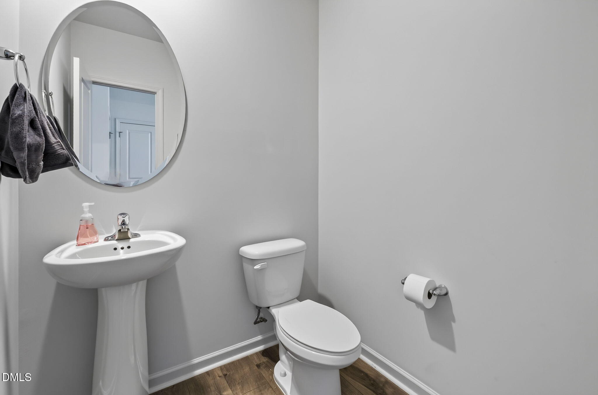 19 Rockwater Way Property Photo 6
