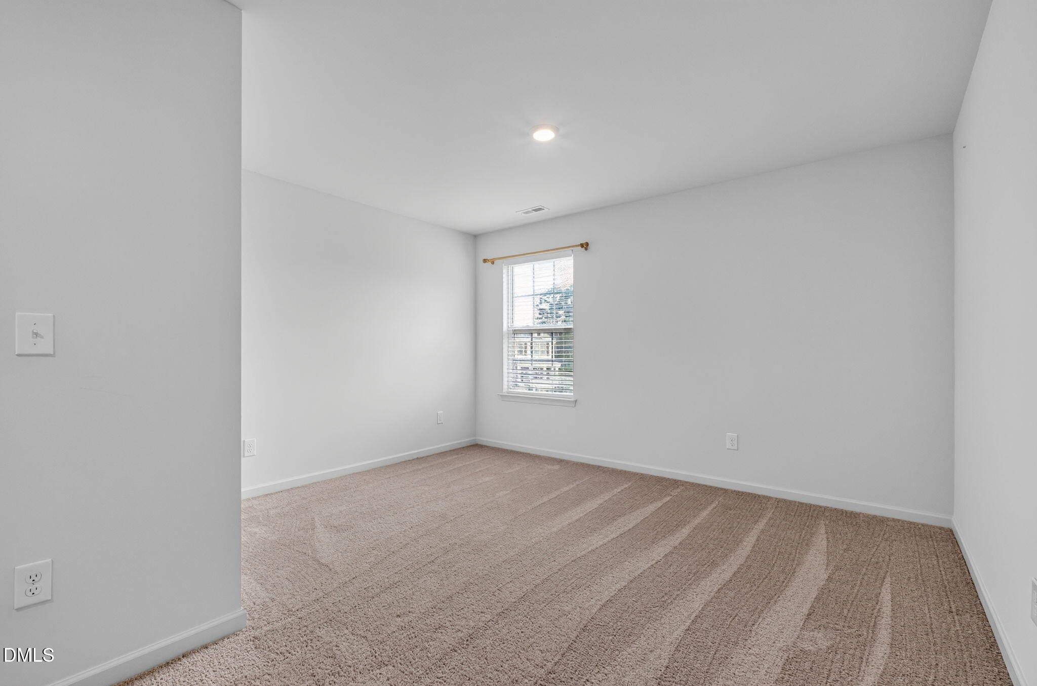 19 Rockwater Way Property Photo 14